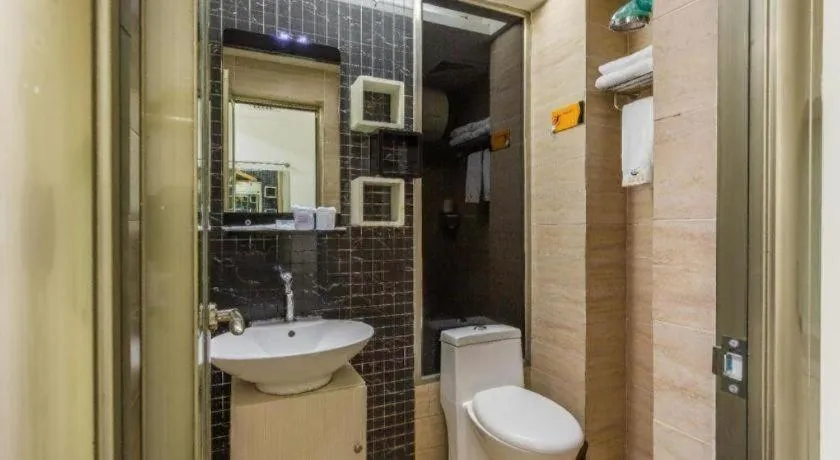 Guangzhou Hailian Hotel - Haizhu District Binjiang East Road Metro Station