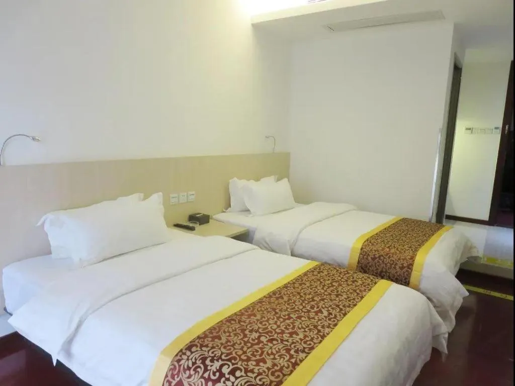Bed in Guangzhou Hailian Hotel - Haizhu District Binjiang East Road Metro Station