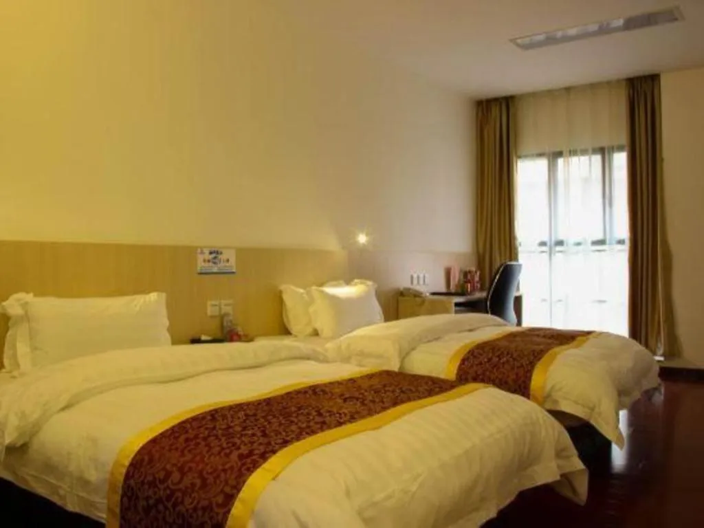 Bed in Guangzhou Hailian Hotel - Haizhu District Binjiang East Road Metro Station