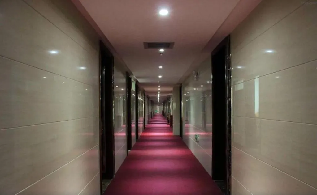 Guangzhou Hailian Hotel - Haizhu District Binjiang East Road Metro Station