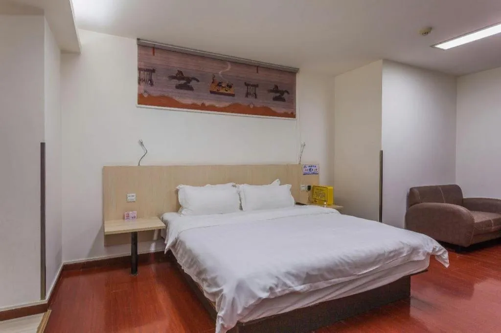 Bed in Guangzhou Hailian Hotel - Haizhu District Binjiang East Road Metro Station