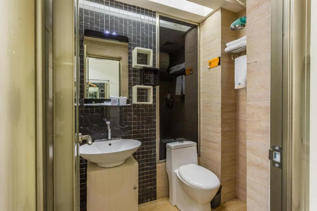 Guangzhou Hailian Hotel - Haizhu District Binjiang East Road Metro Station