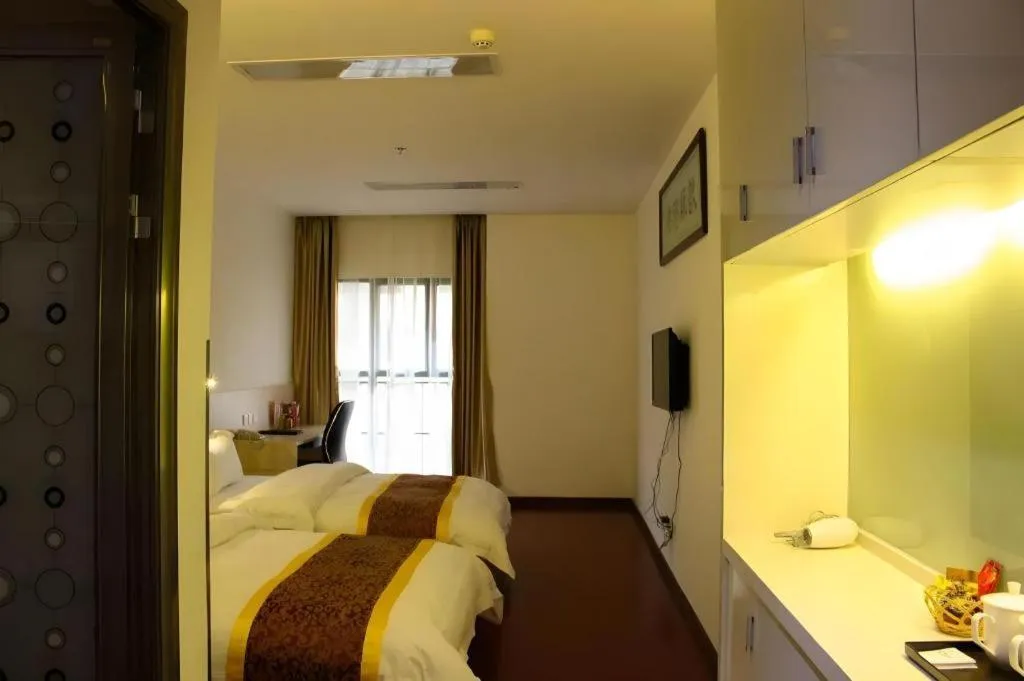 Bed in Guangzhou Hailian Hotel - Haizhu District Binjiang East Road Metro Station