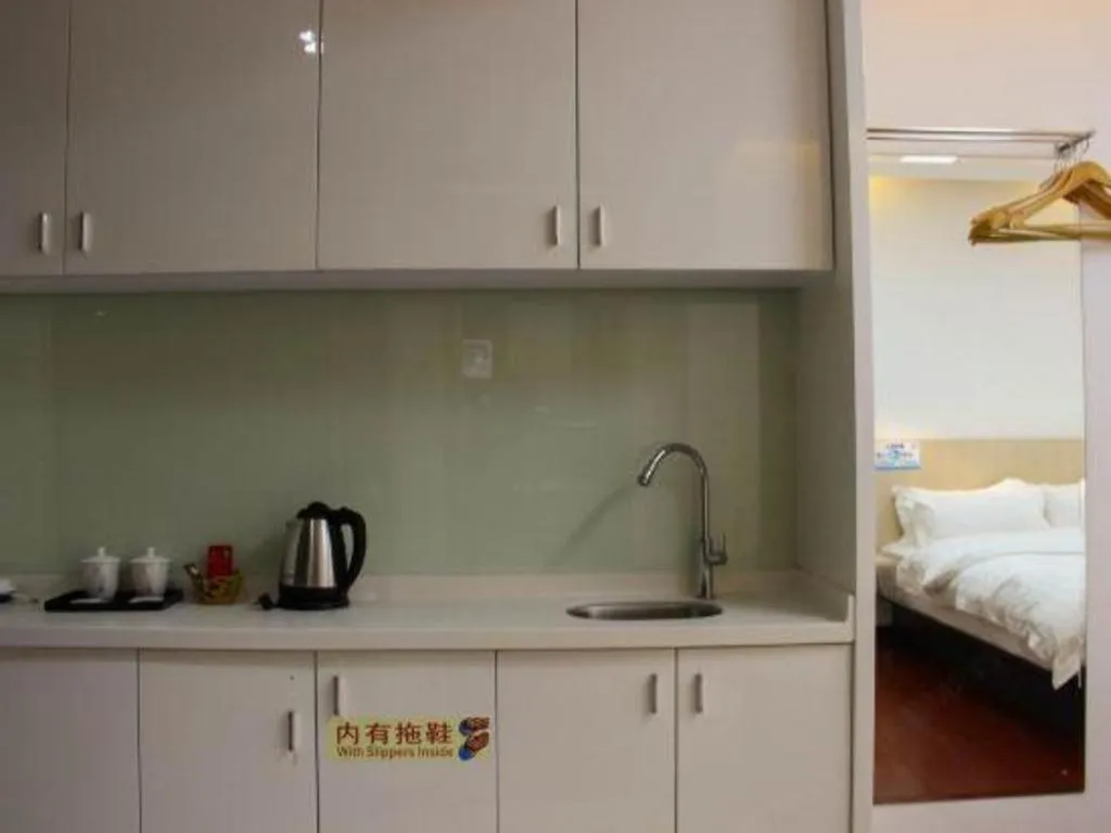 Bed in Guangzhou Hailian Hotel - Haizhu District Binjiang East Road Metro Station