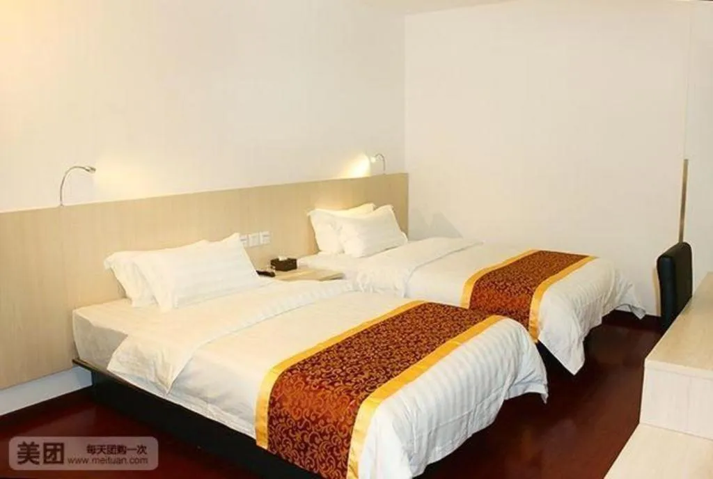 Bed in Guangzhou Hailian Hotel - Haizhu District Binjiang East Road Metro Station