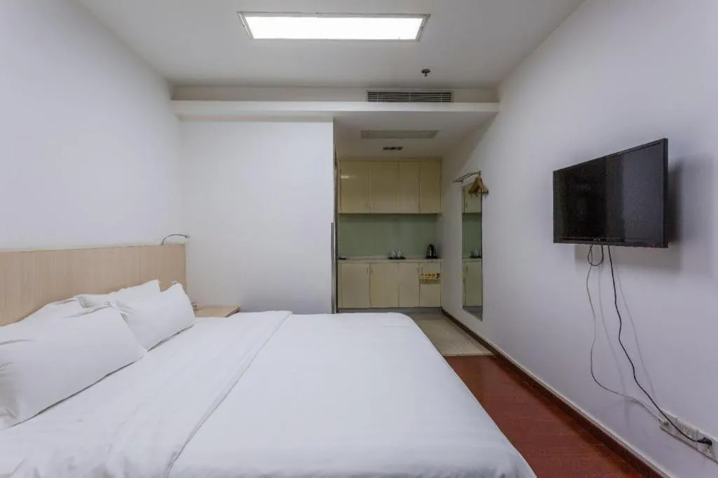 Bed in Guangzhou Hailian Hotel - Haizhu District Binjiang East Road Metro Station