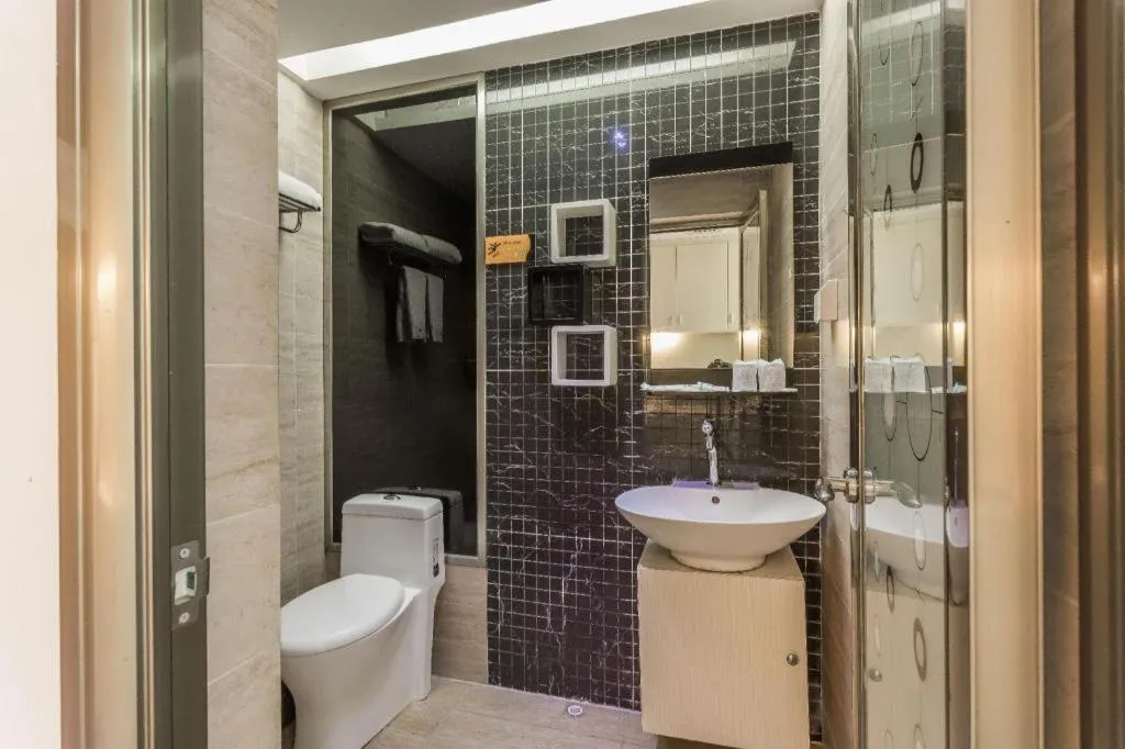 Guangzhou Hailian Hotel - Haizhu District Binjiang East Road Metro Station