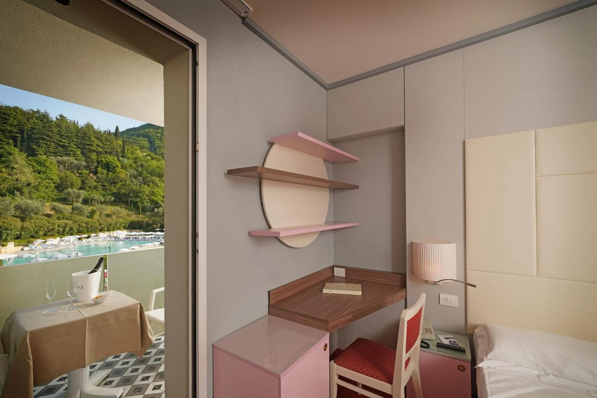 Photo of the whole room in Hotel La Perla - Bike Hotel