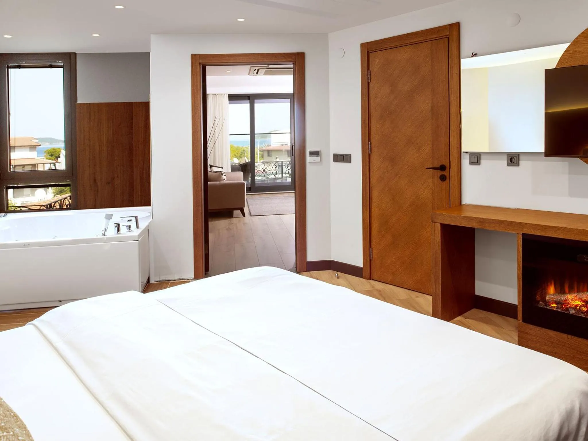 Photo of the whole room, Bed in Maison Vourla Hotel