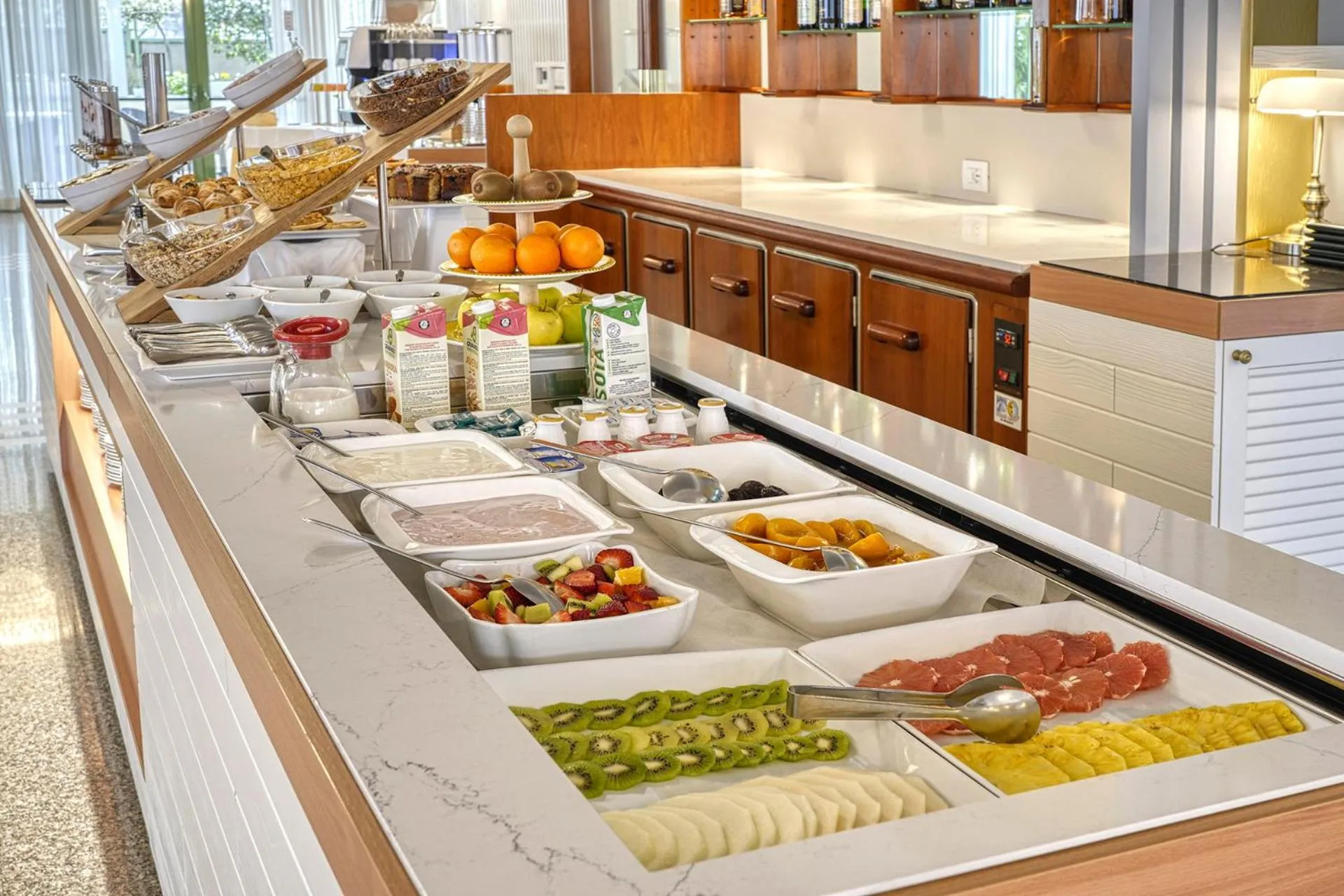 Breakfast in Sky Pool Hotel Sole Garda