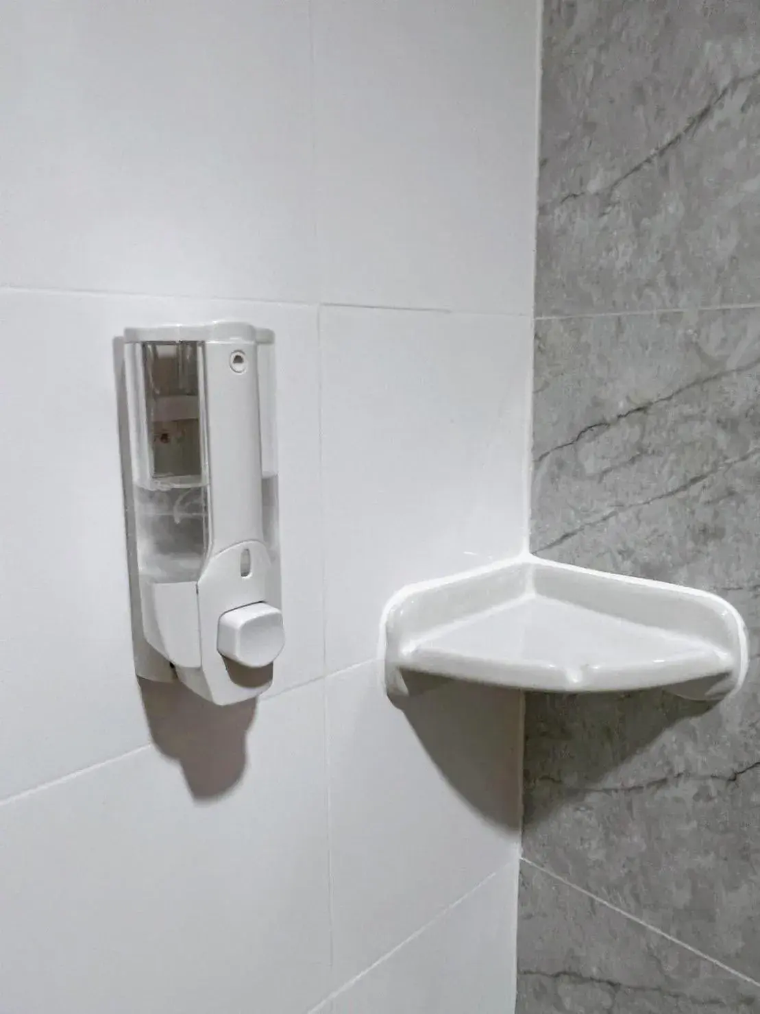 Single Room in Tokyo Hotel Single Room in Tokyo Hotel