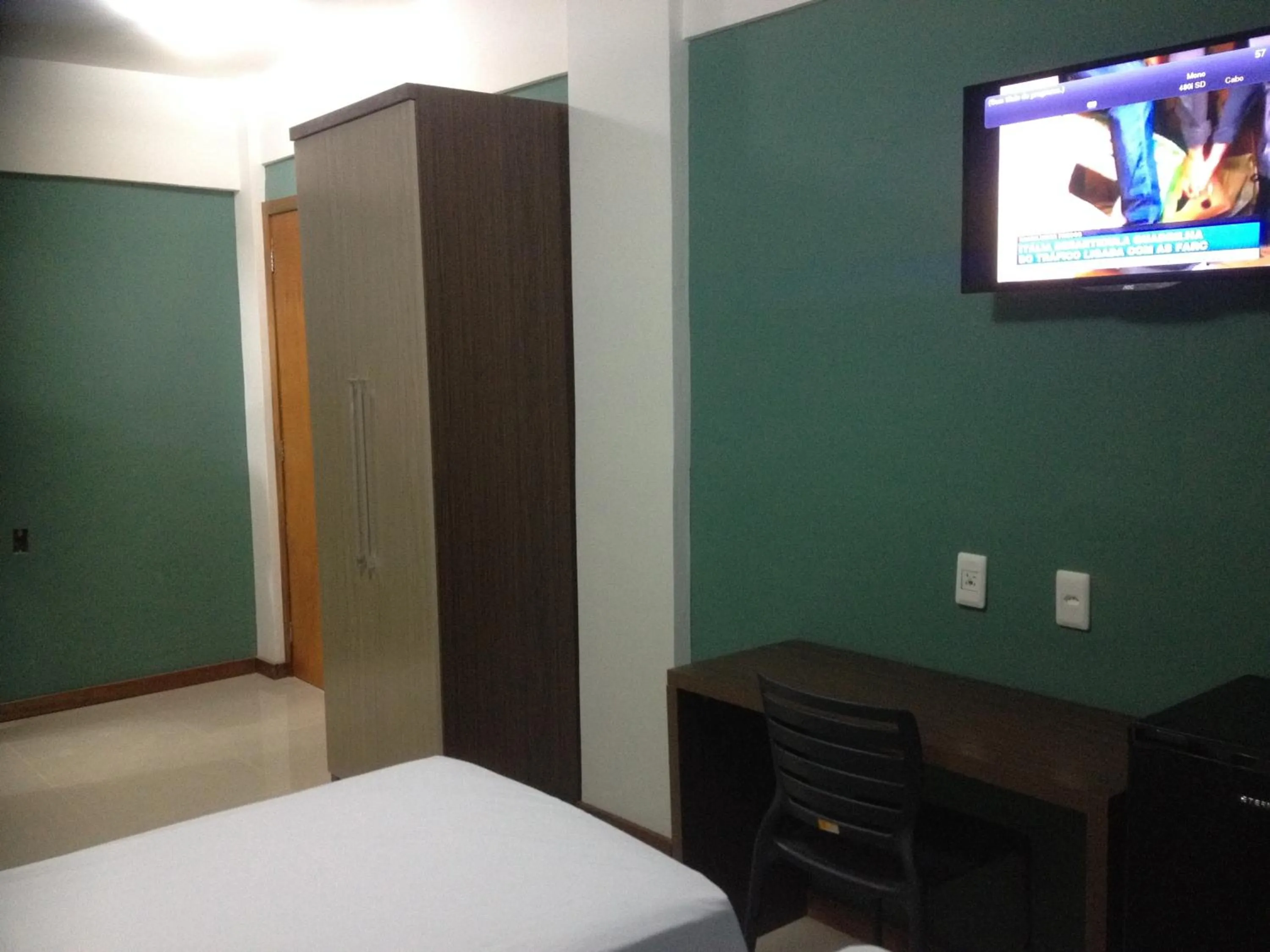 Bedroom, Bed in Bonjour Hotel