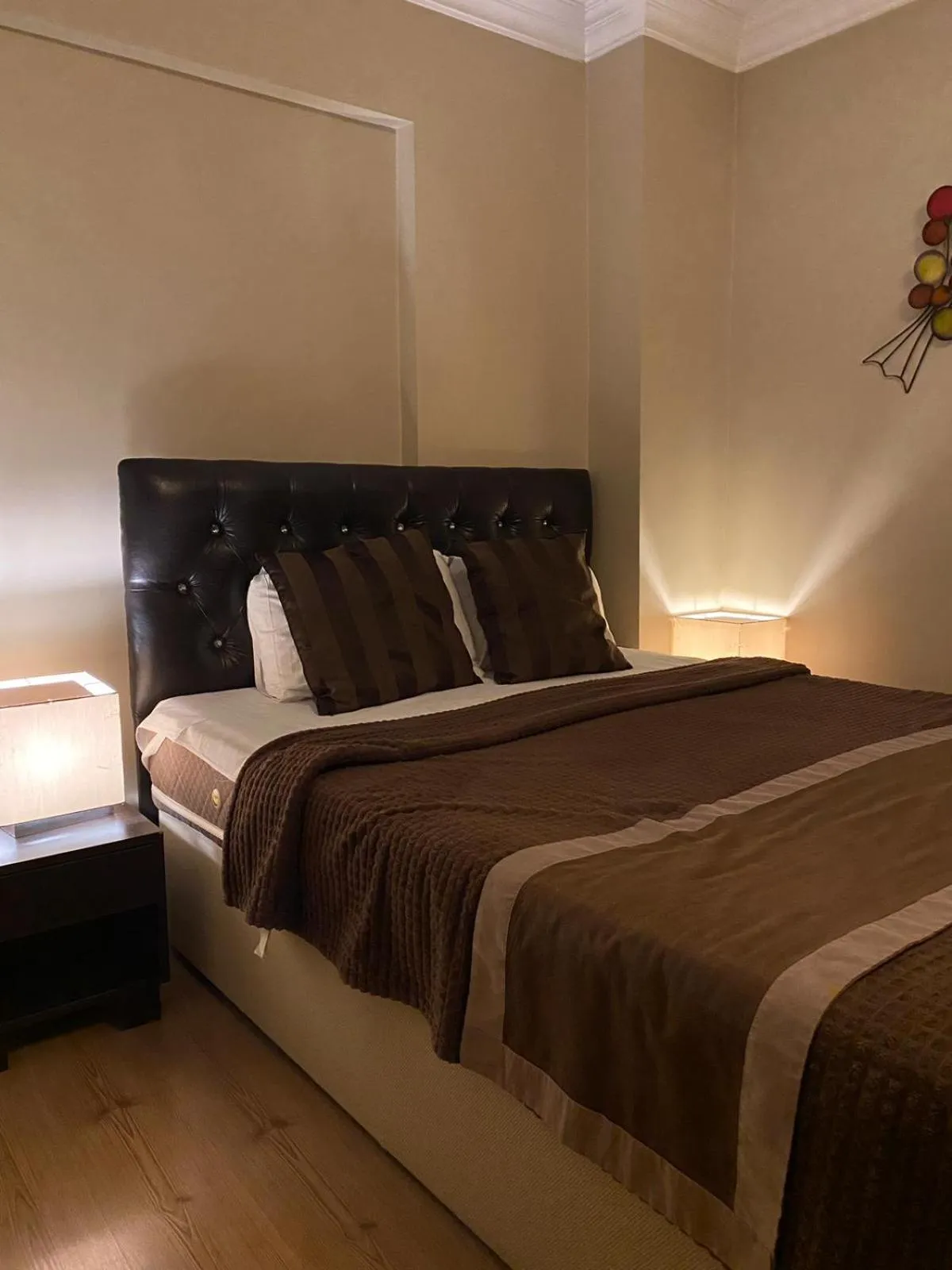 Bed in Lena Central Flats