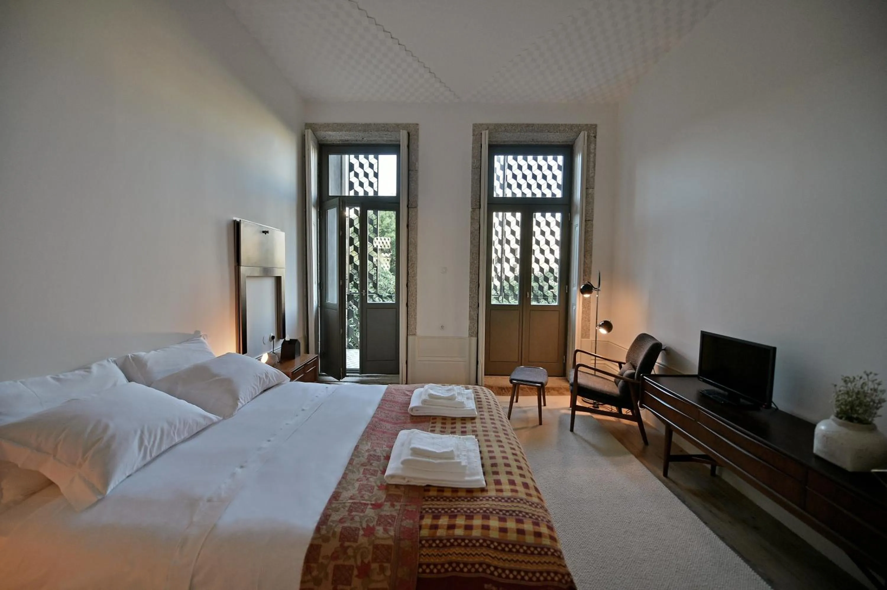 Summer, Bed in Malmerendas Boutique Lodging