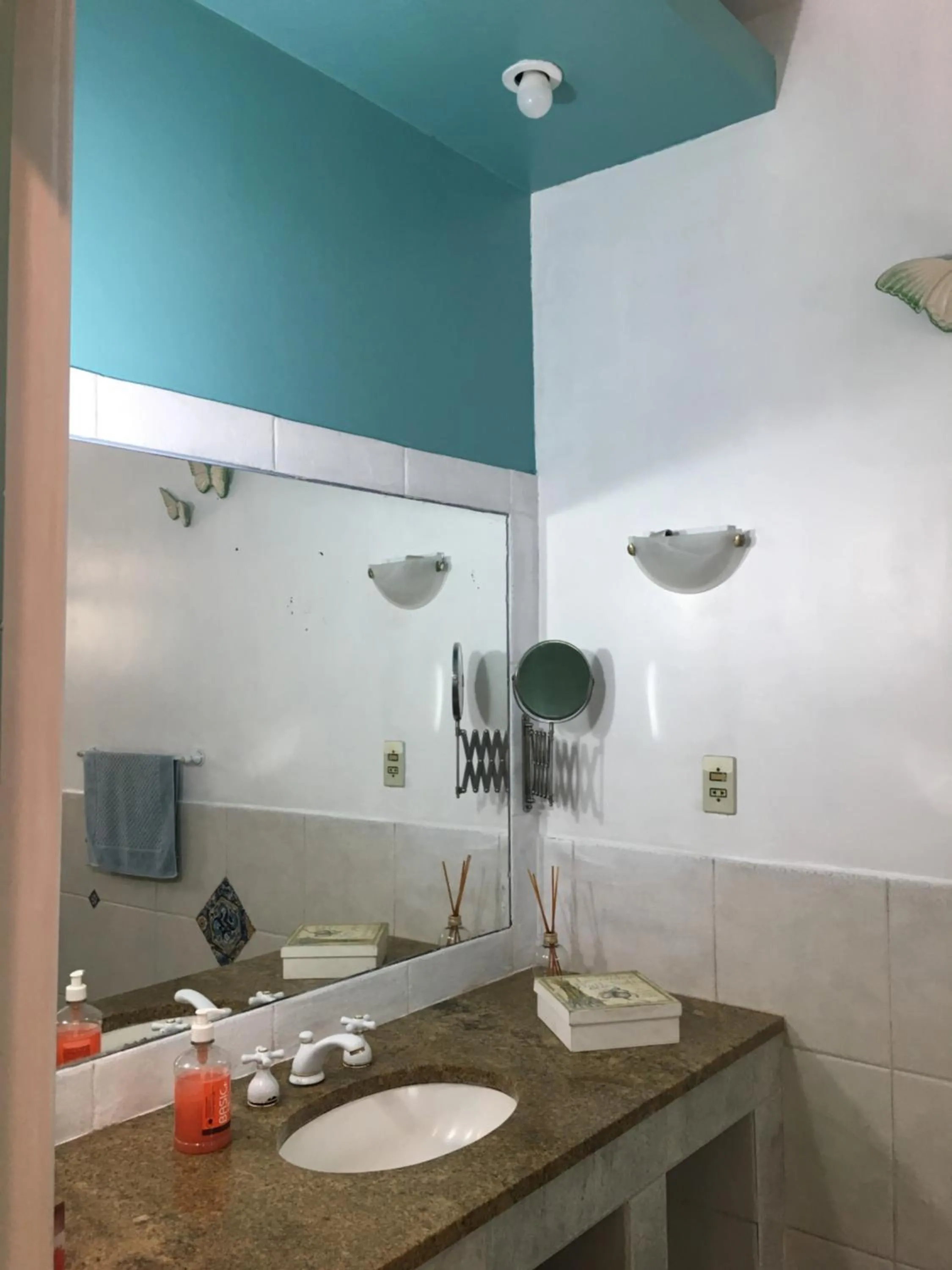 Bathroom in B & B Gourmet Itaipava
