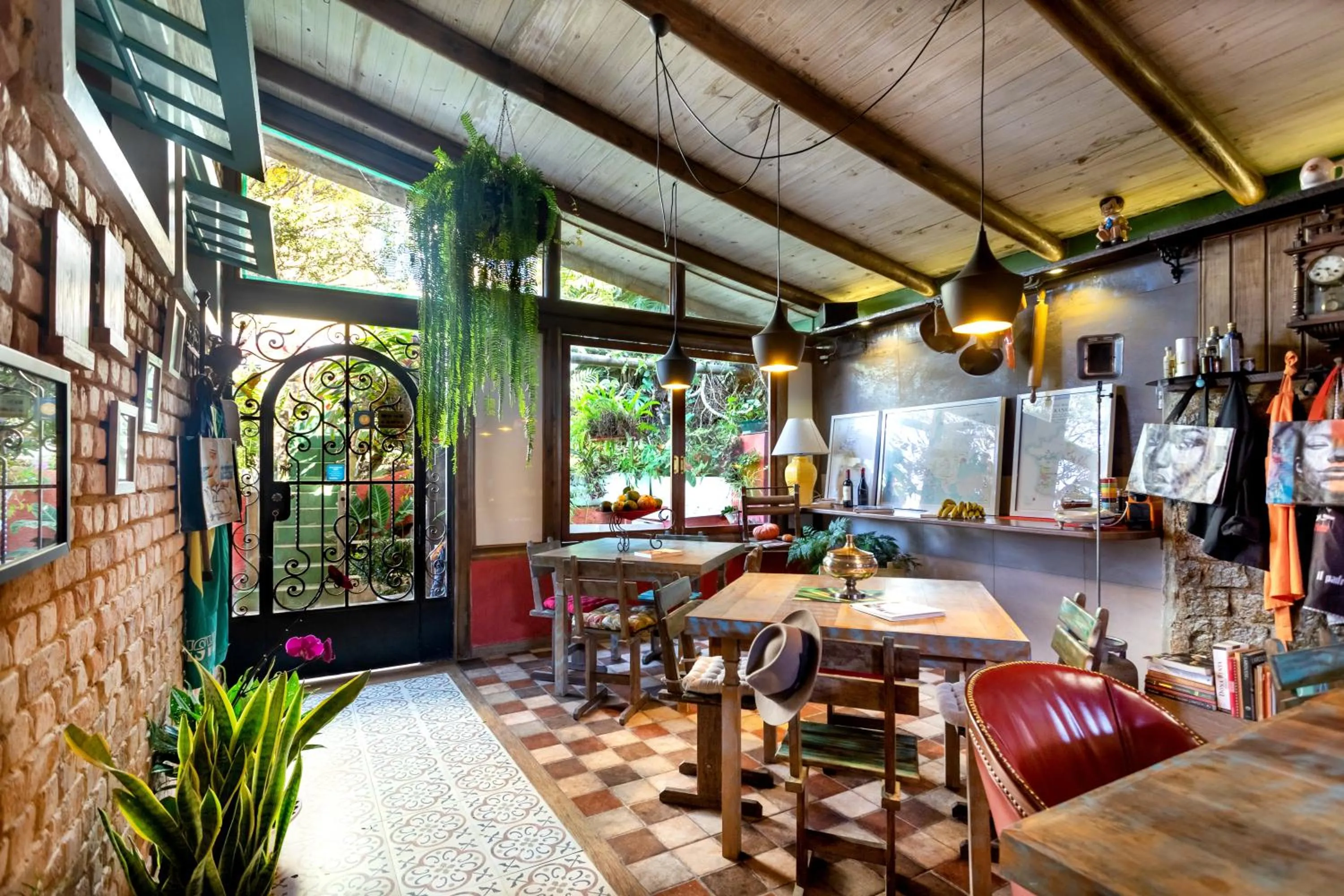 Lounge or bar in B & B Gourmet Itaipava