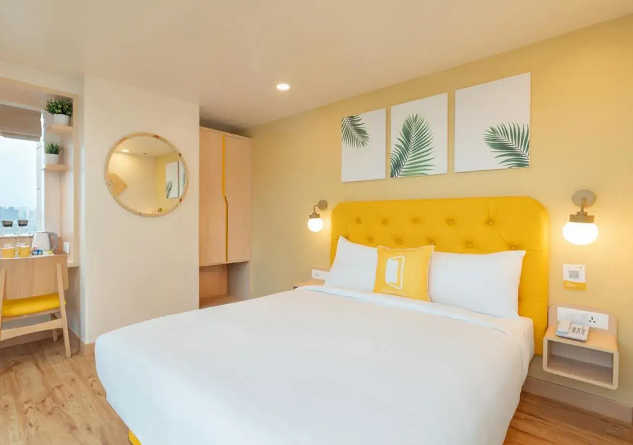 Standard Queen Room in Bloom Hotel - BKC Kalina Standard Queen Room in Bloom Hotel - BKC Kalina