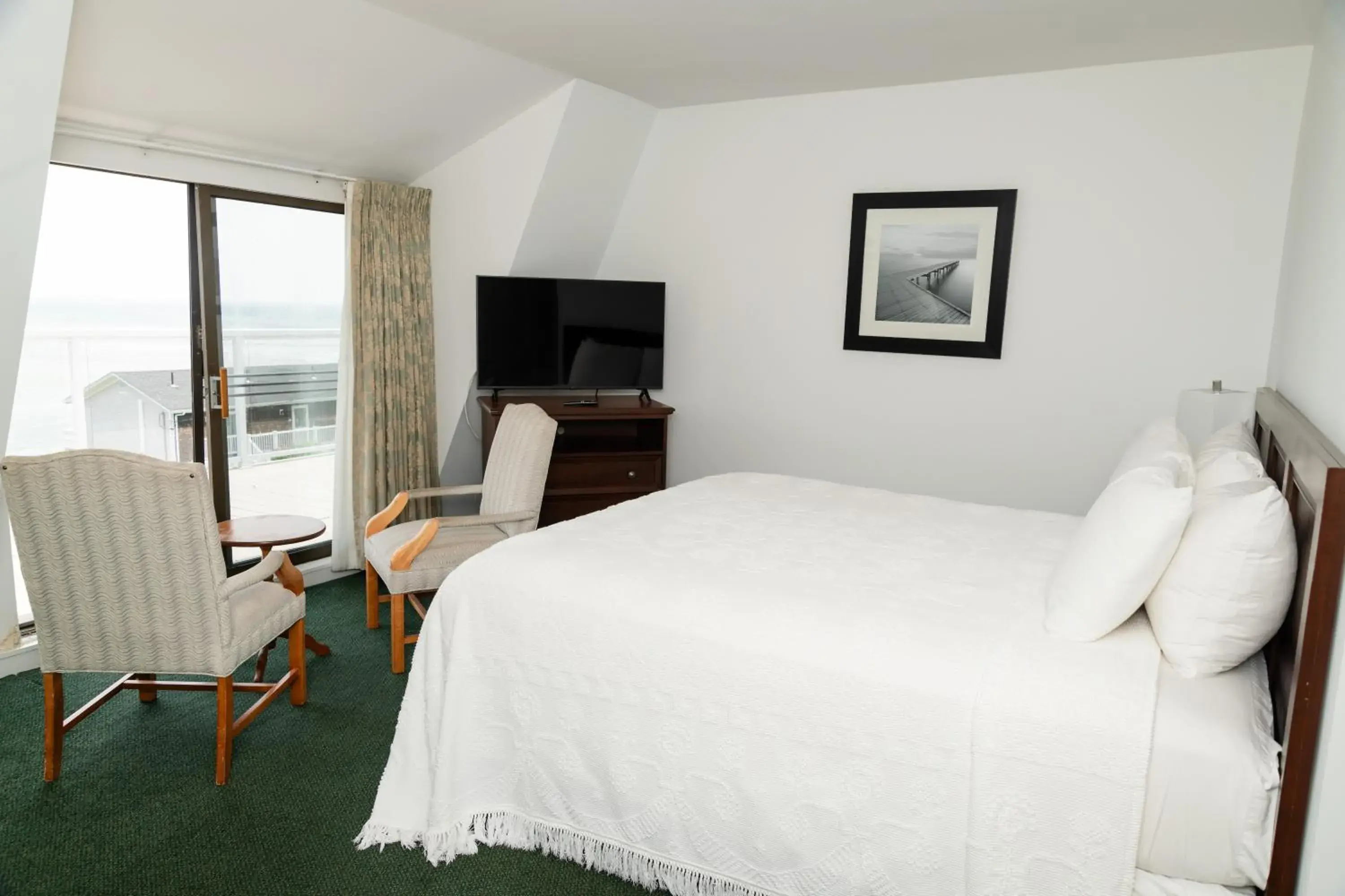 King Room with Balcony and View - Main Inn Building in Terrace By The Sea King Room with Balcony and View - Main Inn Building in Terrace By The Sea