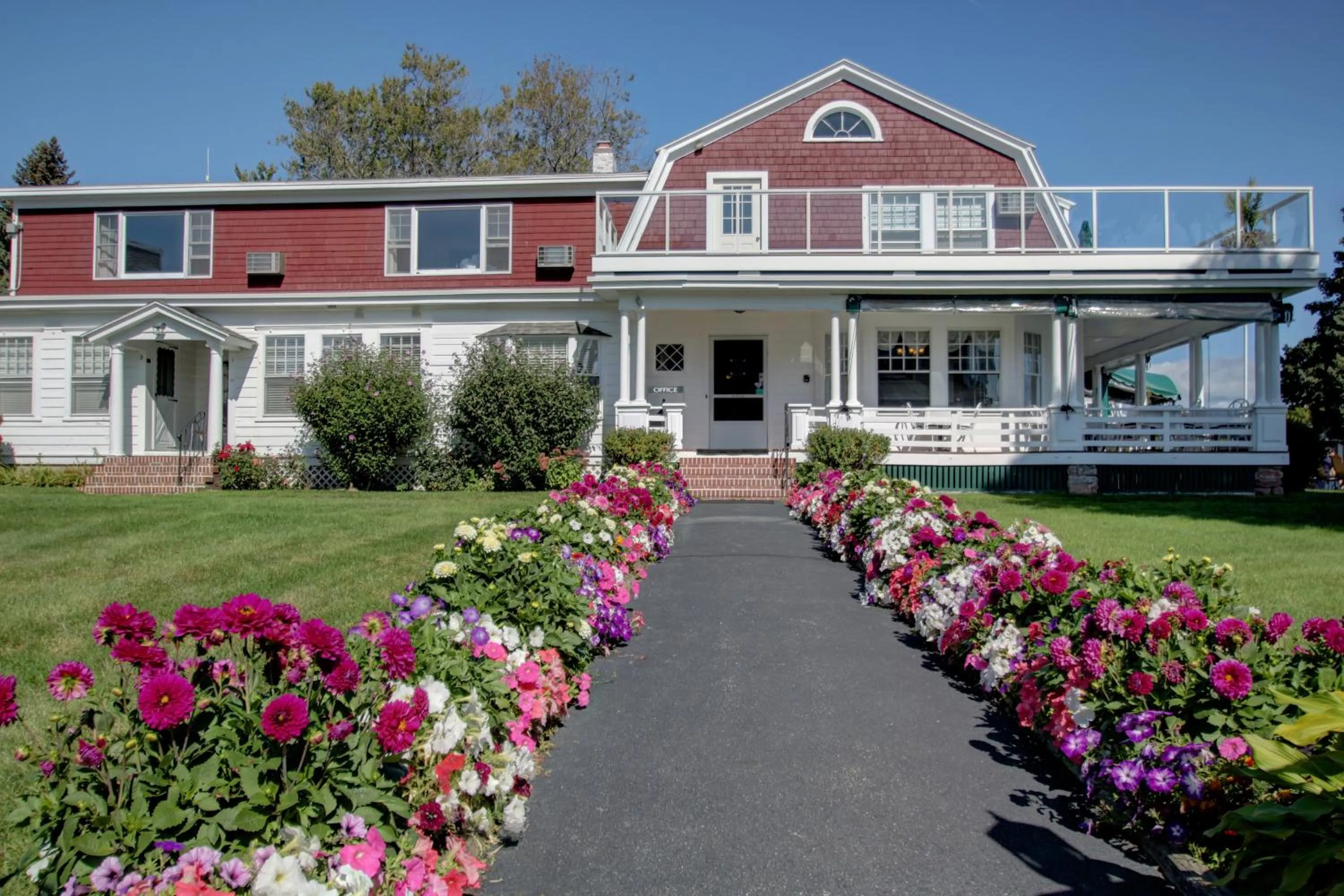 Property building in Terrace By The Sea