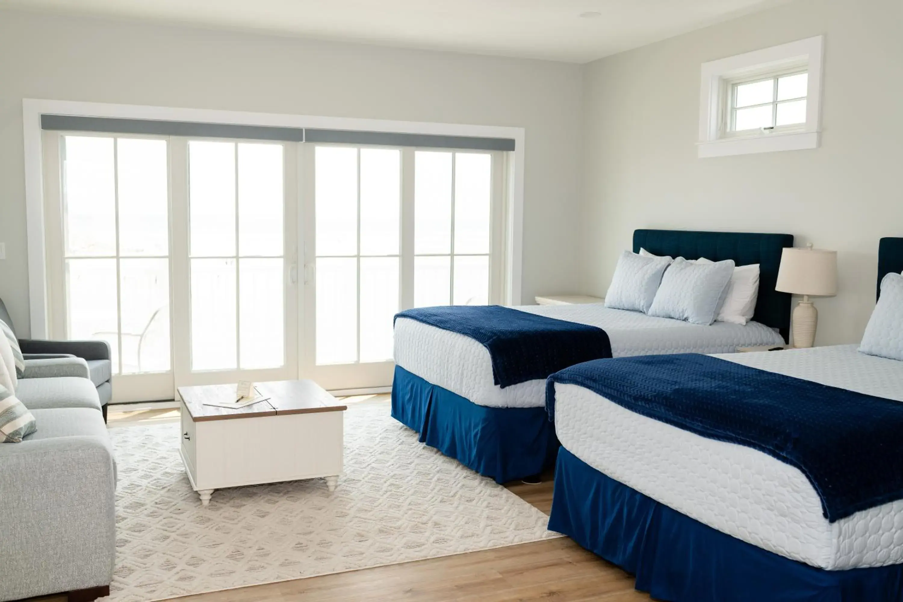 Two Queens Efficiency With Balcony Oceanfront in Terrace By The Sea Two Queens Efficiency With Balcony Oceanfront in Terrace By The Sea