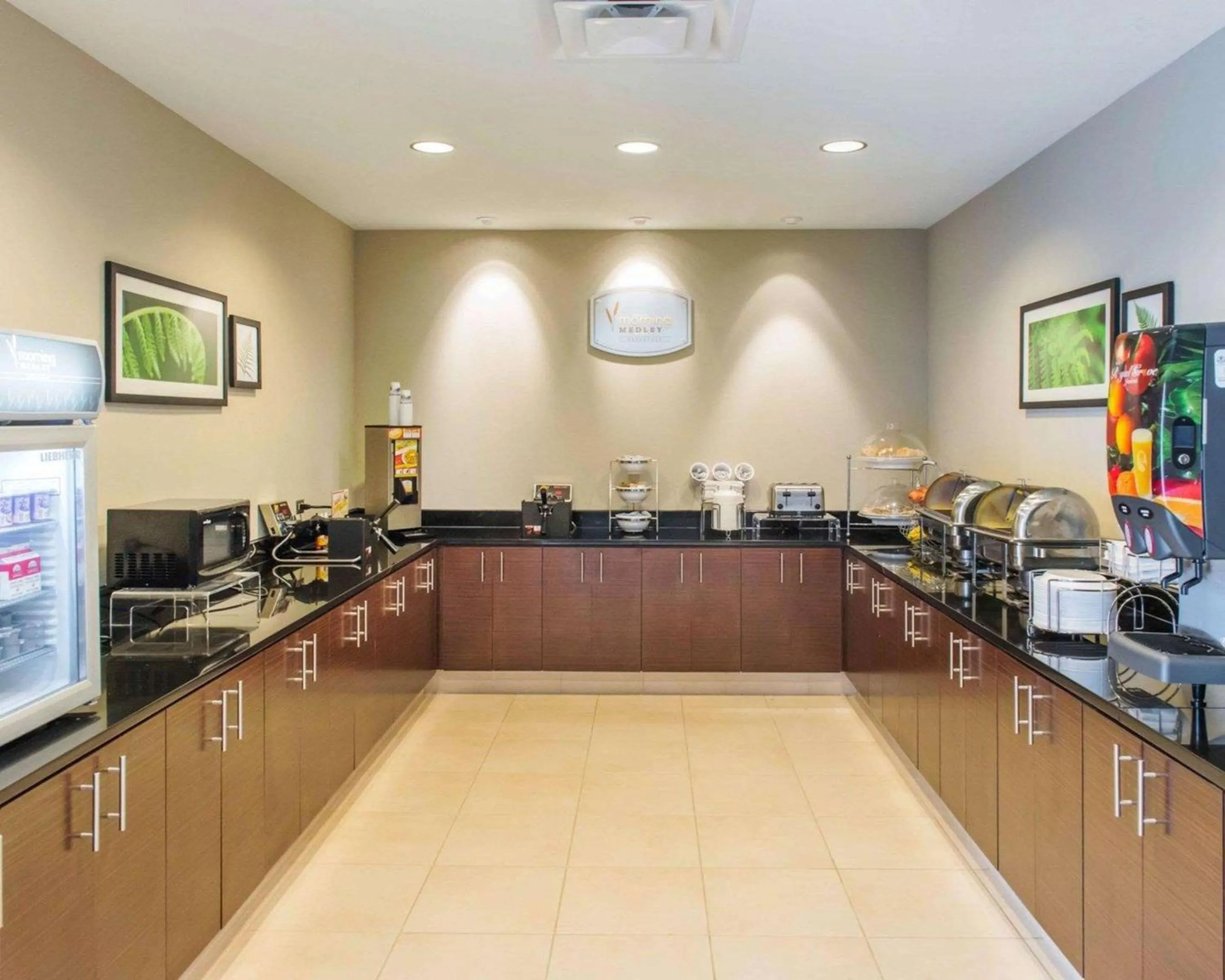 Restaurant/places to eat in Sleep Inn & Suites Defuniak Springs - Crestview