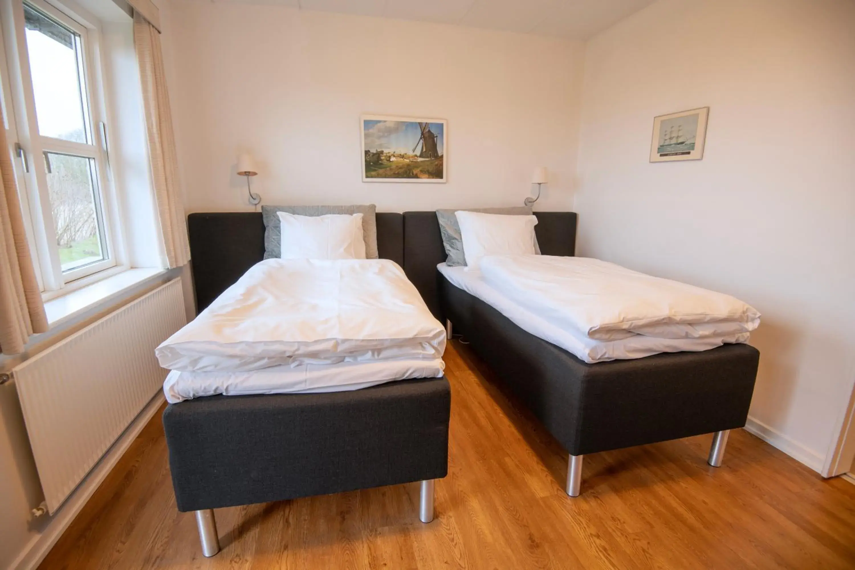 Twin Room - single occupancy - Disability Access in Hotel Korning Twin Room - single occupancy - Disability Access in Hotel Korning