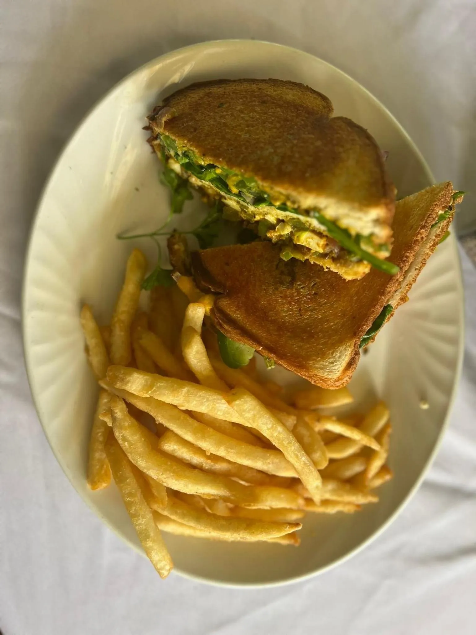 Restaurant/places to eat in Hotel Civilia Lakeside by Civilia Golf Retreat