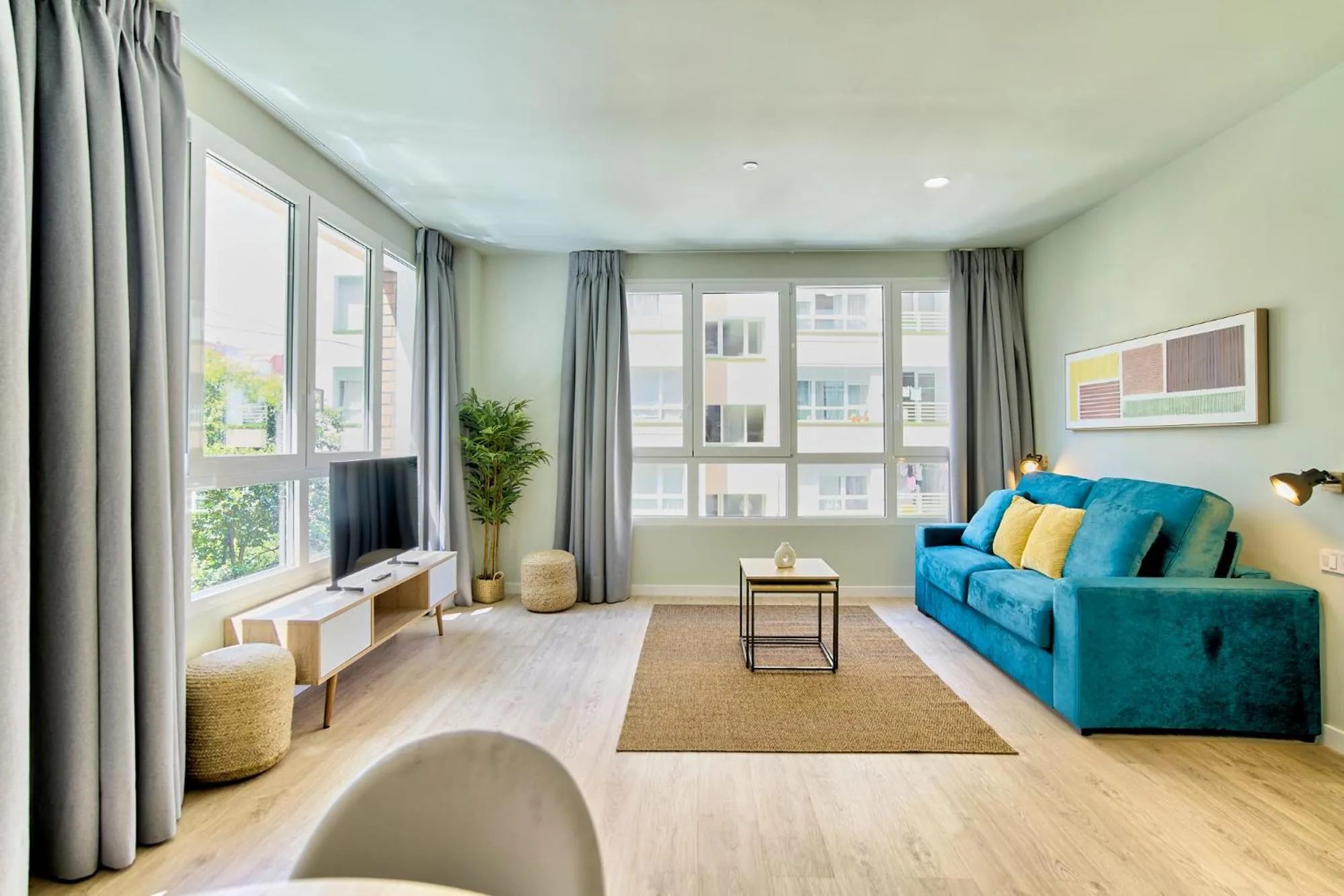 Photo of the whole room in Apartamentos Olivia by gaiarooms