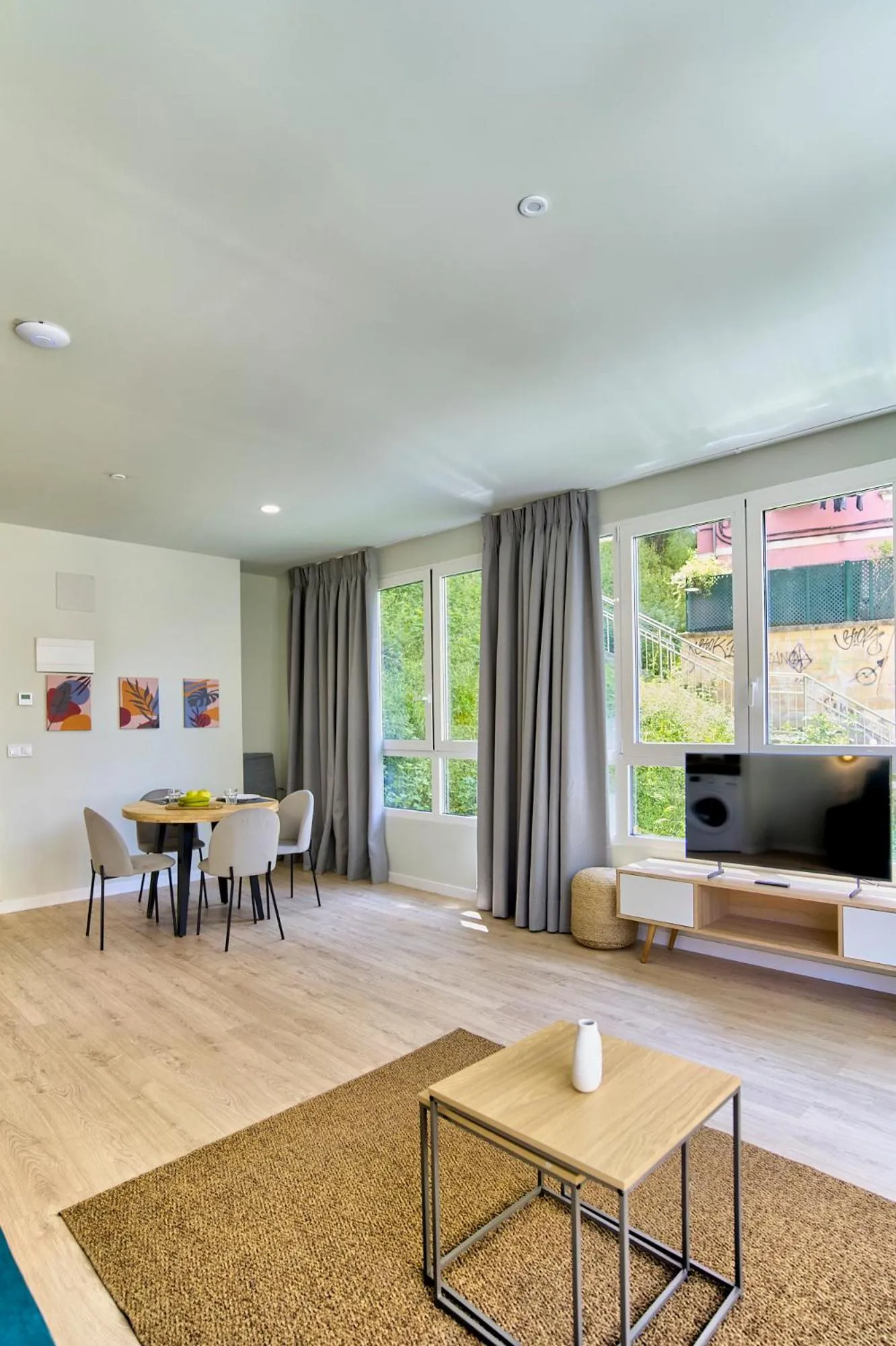 TV and multimedia in Apartamentos Olivia by gaiarooms