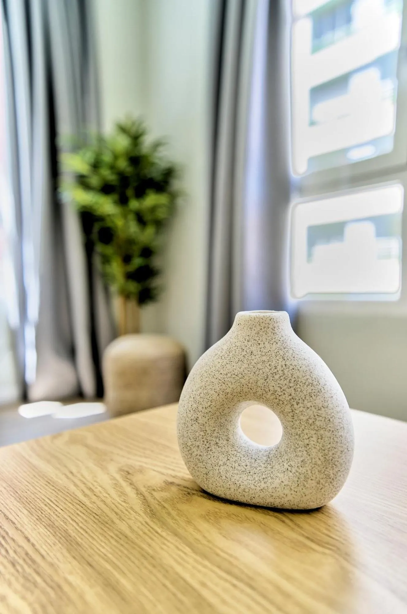 Decorative detail in Apartamentos Olivia by gaiarooms