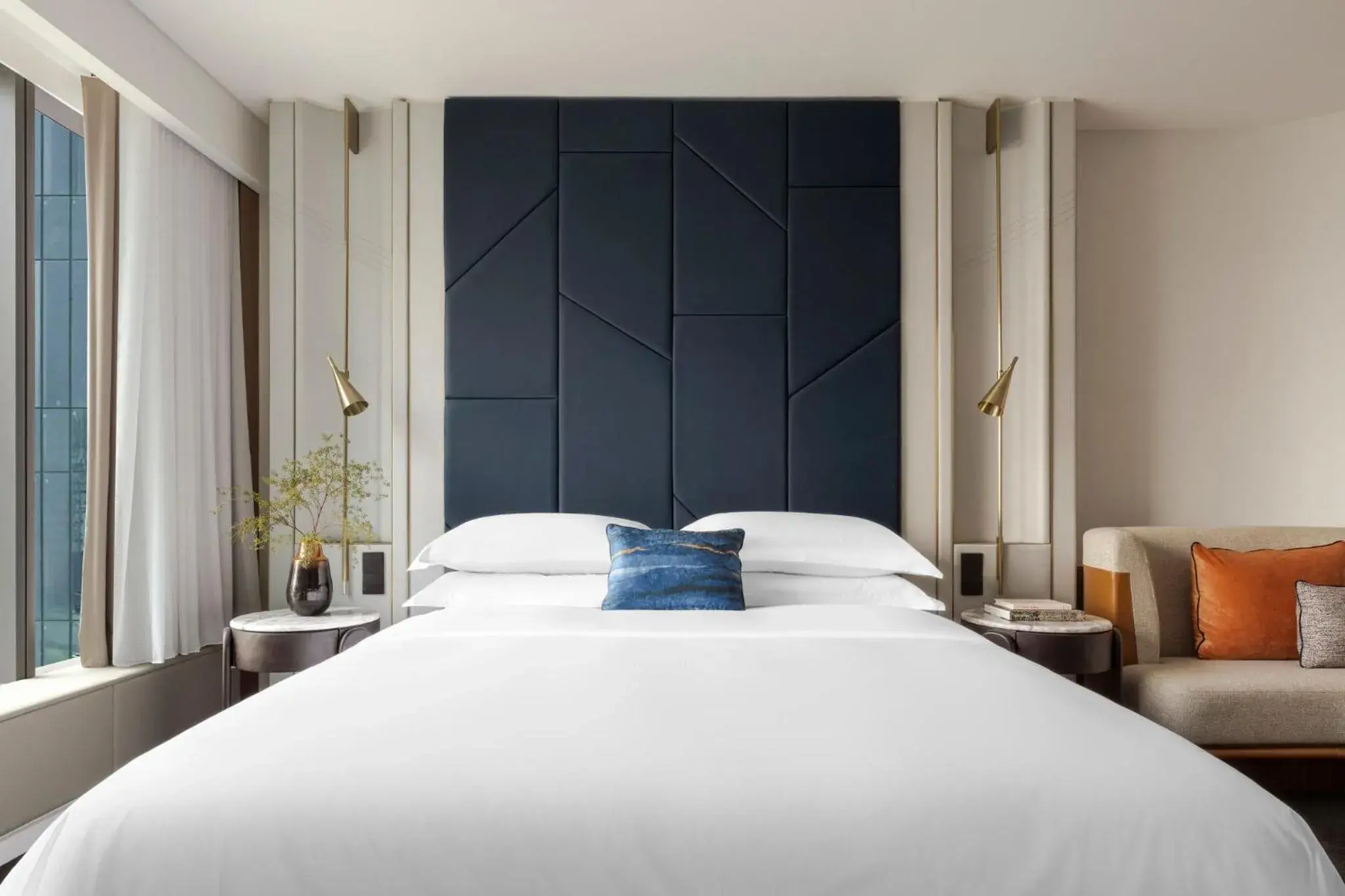 Essential King Room with Tower View in Kimpton Naluria Kuala Lumpur by IHG Essential King Room with Tower View in Kimpton Naluria Kuala Lumpur by IHG