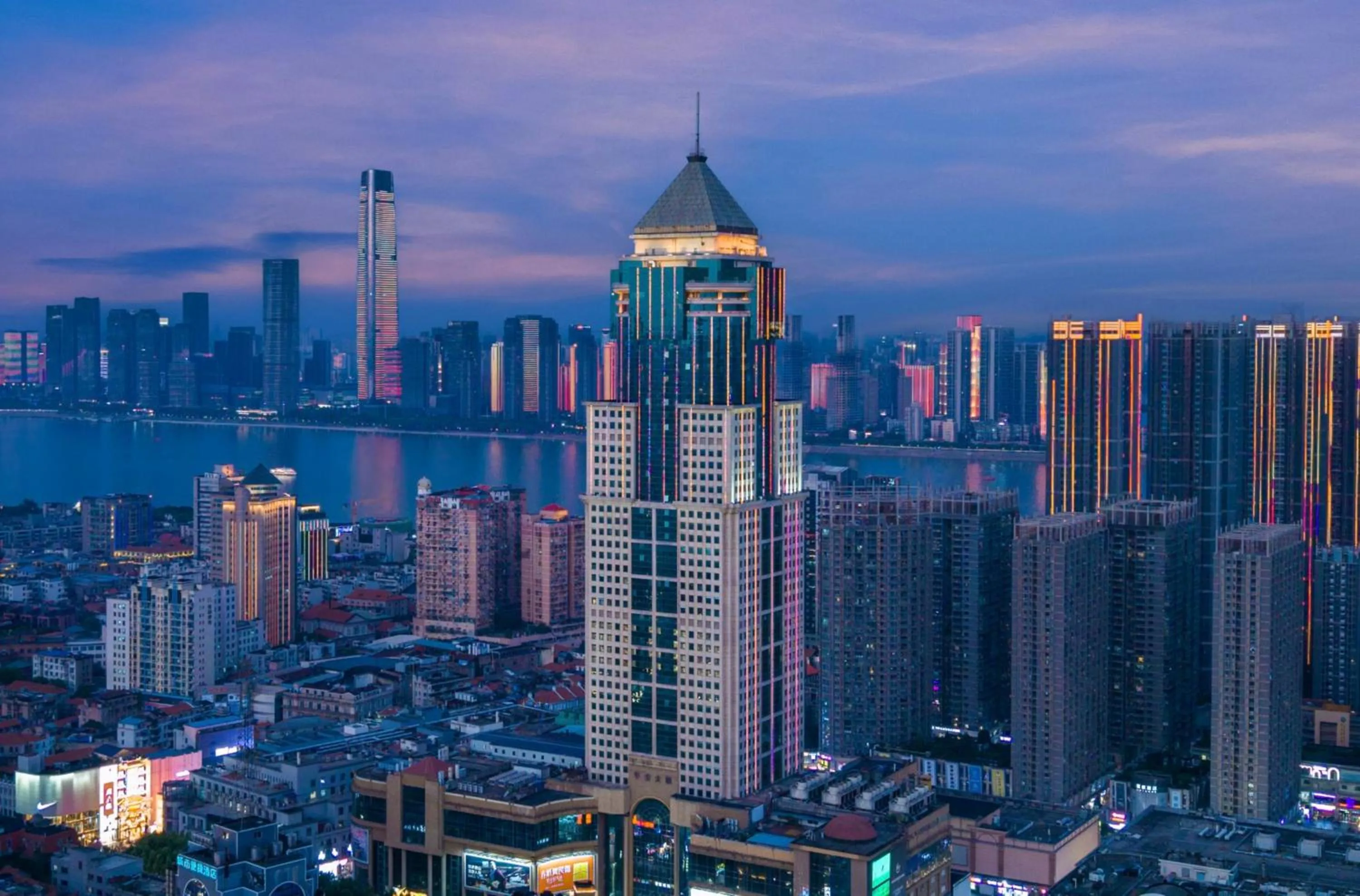 Holiday Inn Express Wuhan Jianghan Road by IHG