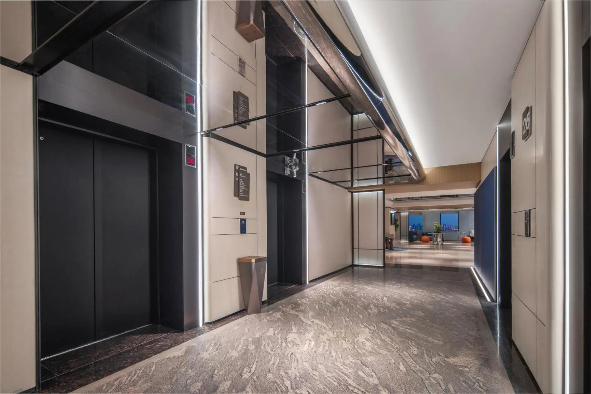 Lobby or reception in Holiday Inn Express Wuhan Jianghan Road by IHG