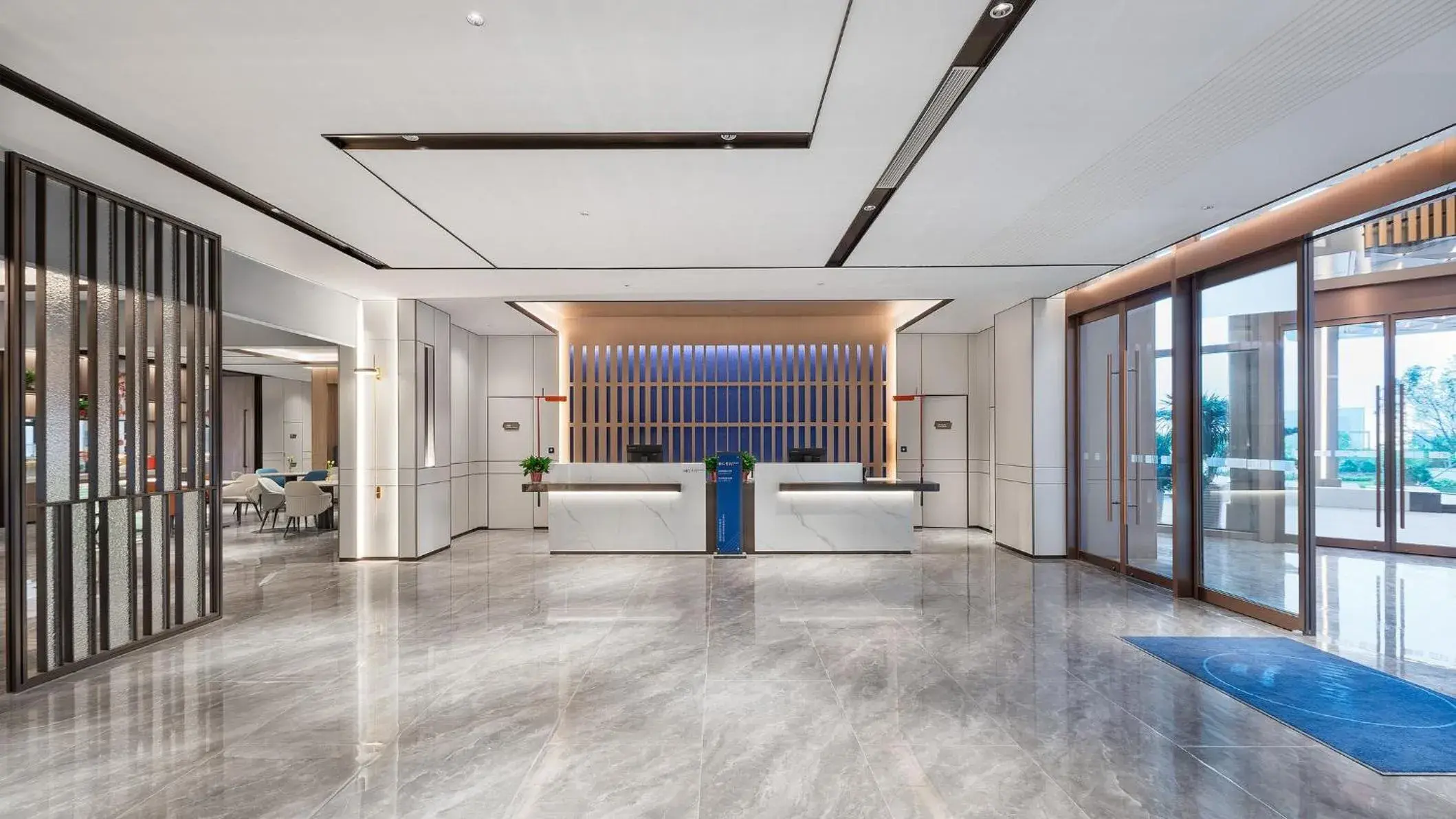 Property building in Holiday Inn Express Xi'an Caotang Technology Park by IHG Property building in Holiday Inn Express Xi'an Caotang Technology Park by IHG