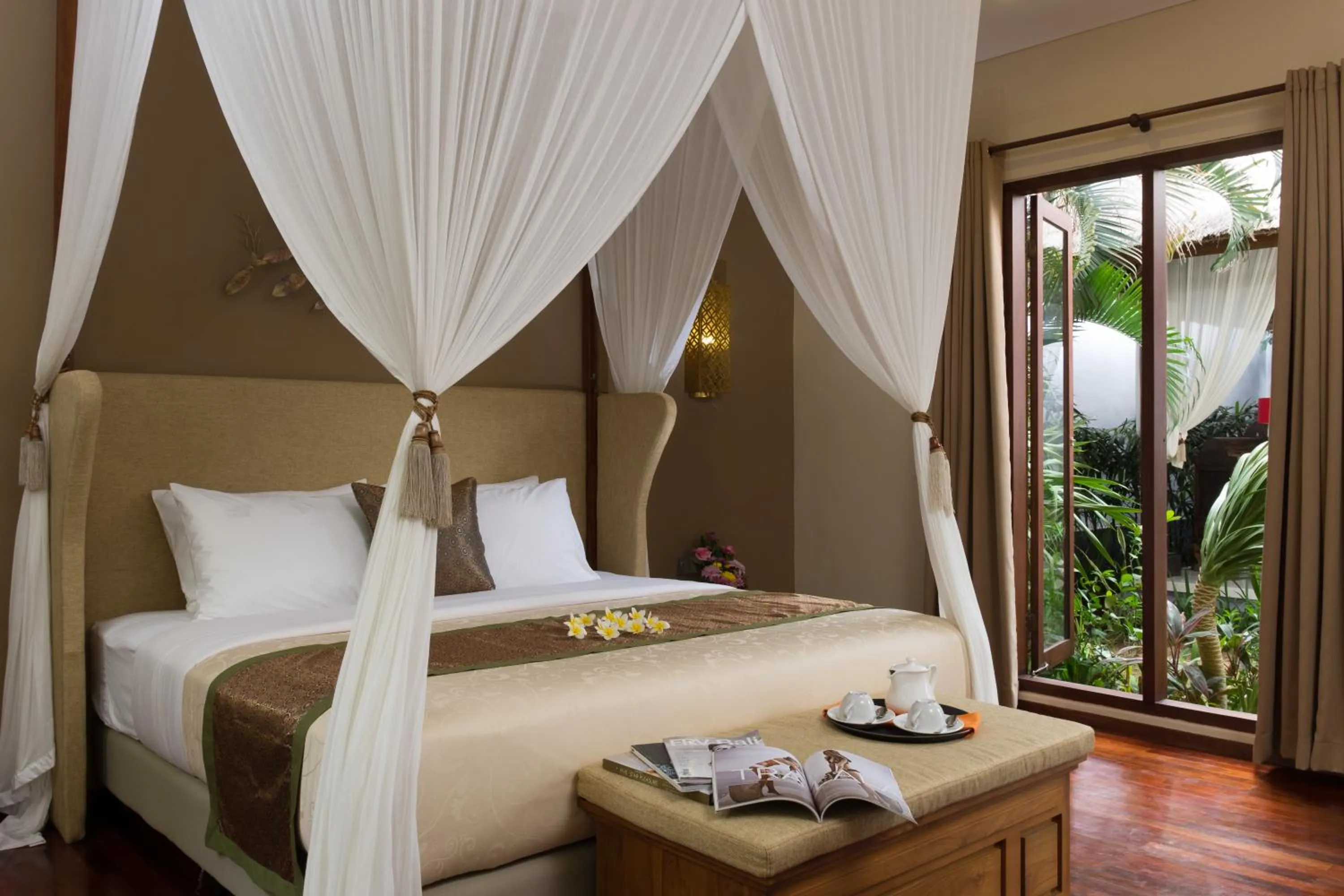 Day, Bed in The Secret Villas