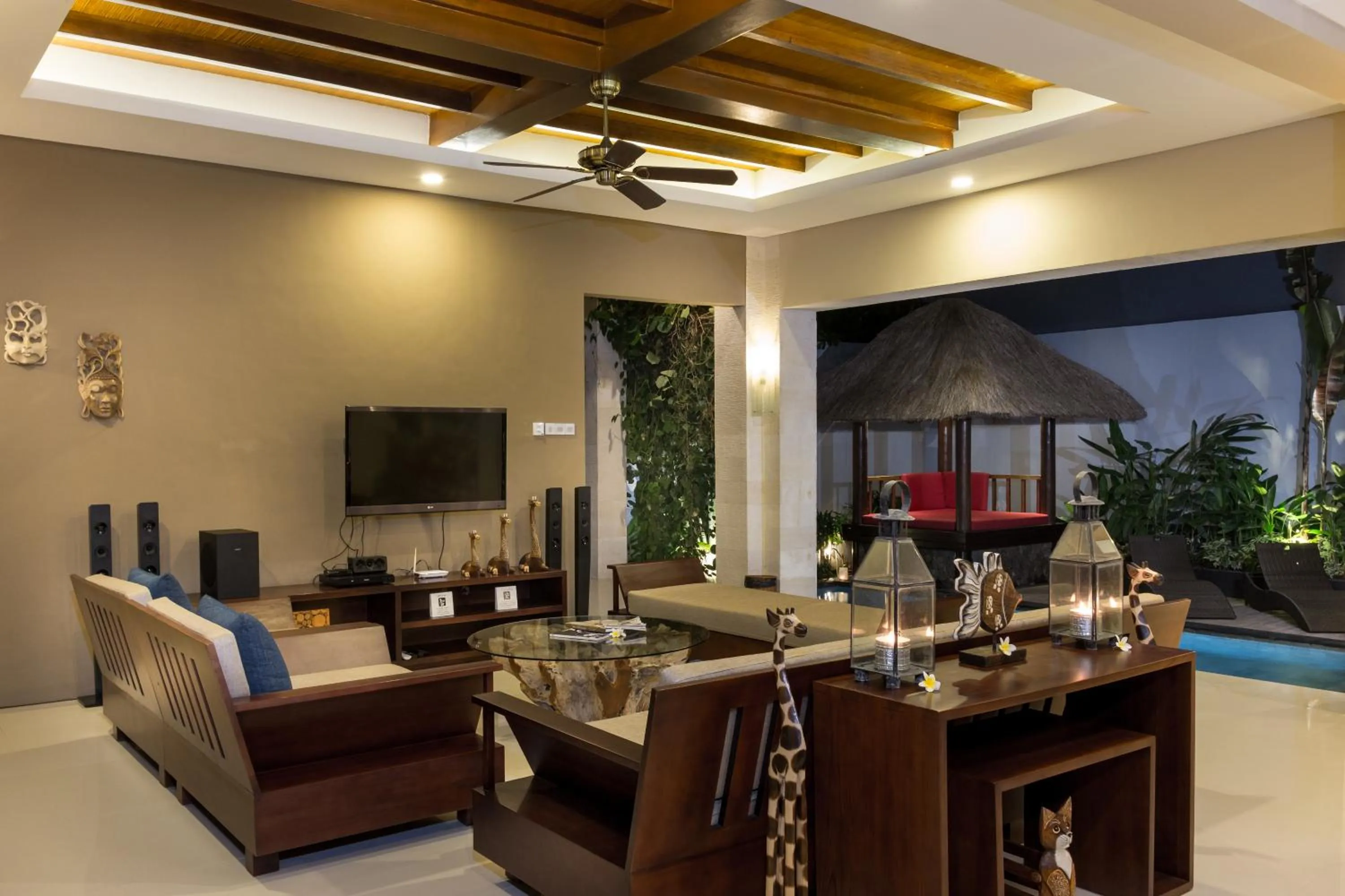 Night in The Secret Villas