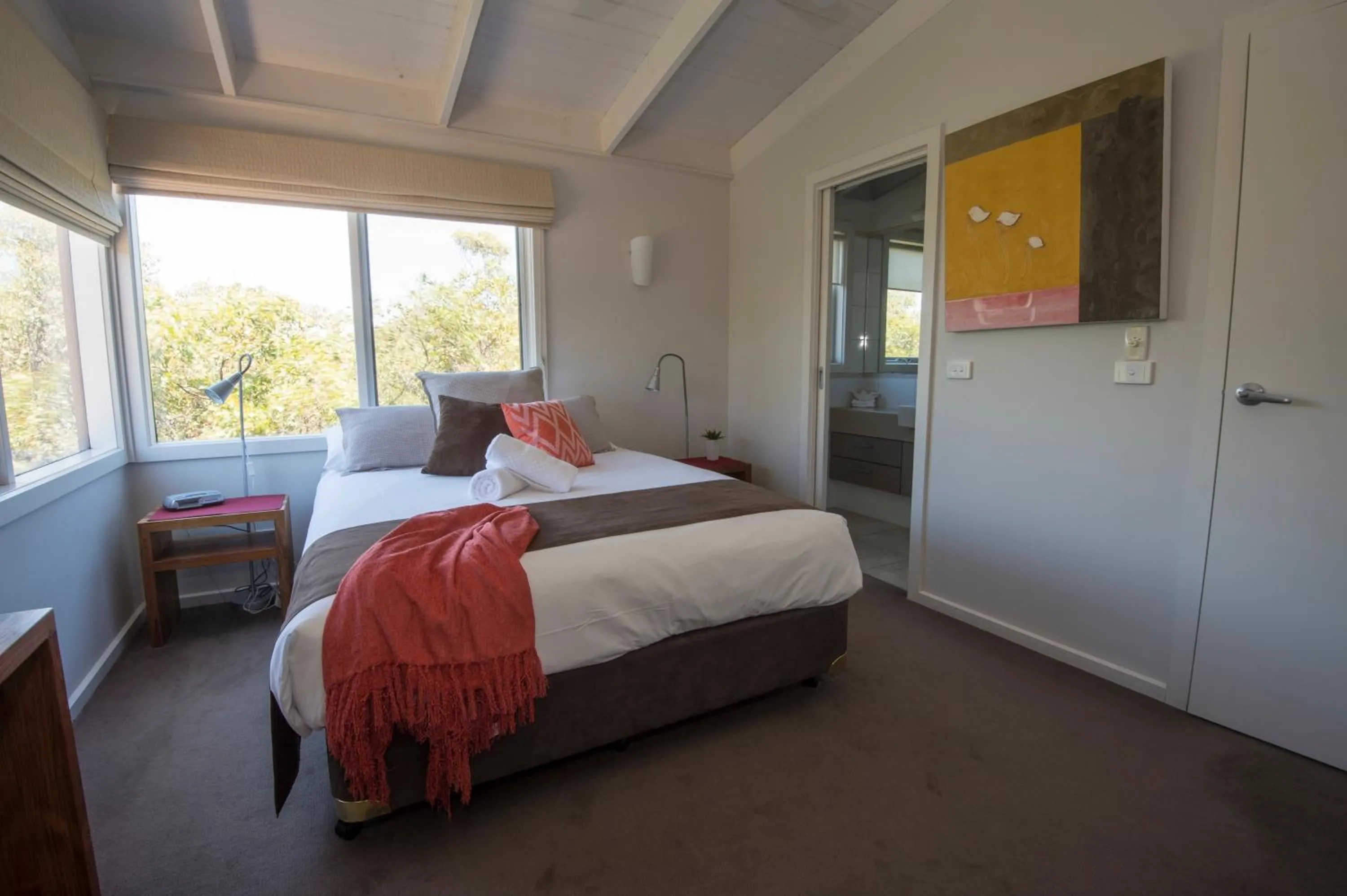 Bed in The Lakes Beachfront Holiday Park