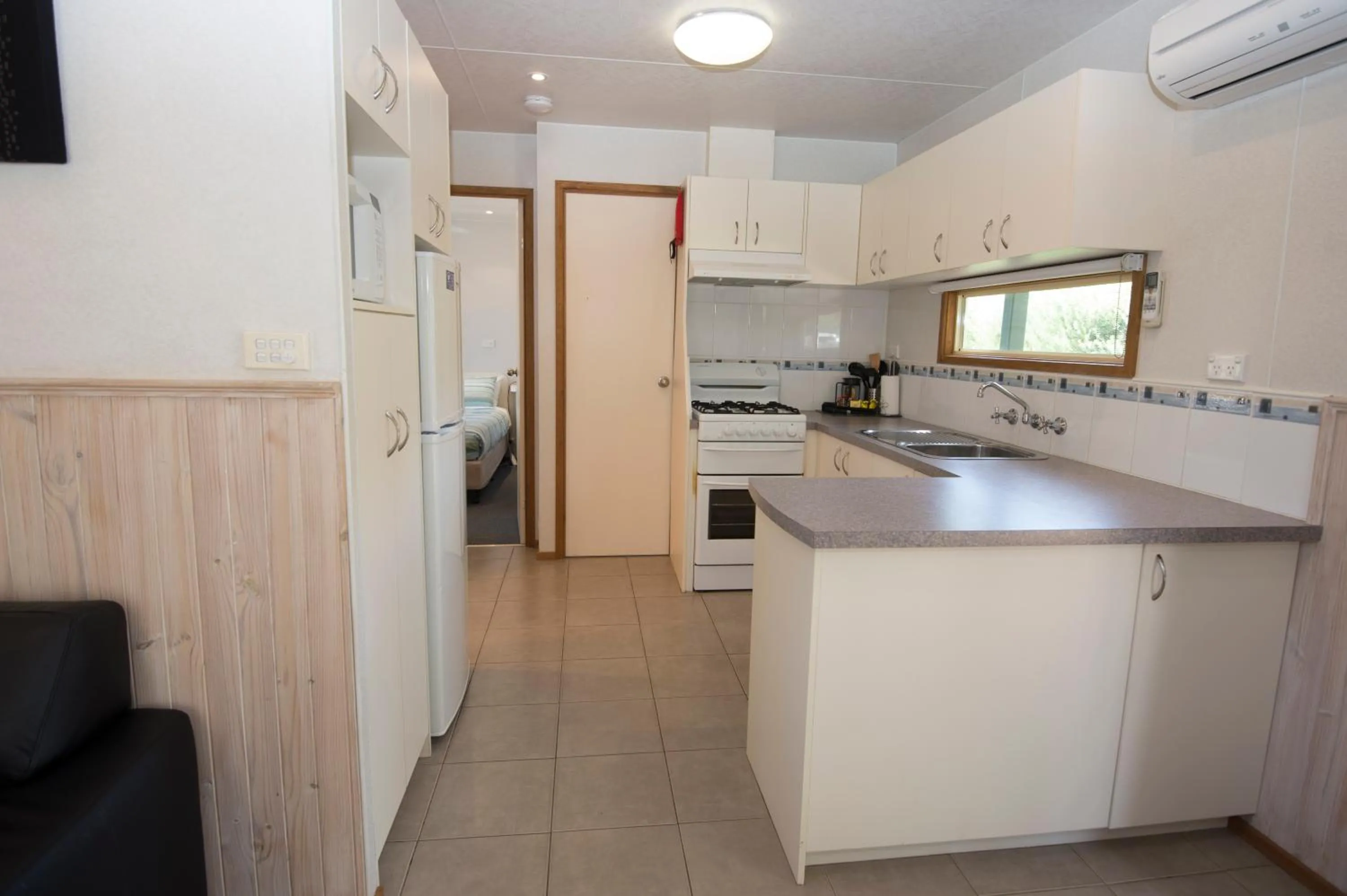 Coffee/tea facilities in The Lakes Beachfront Holiday Park