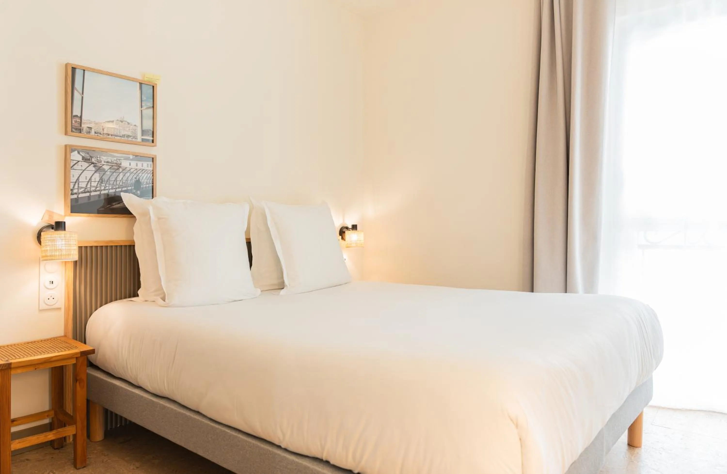 Bed in Grand Juste