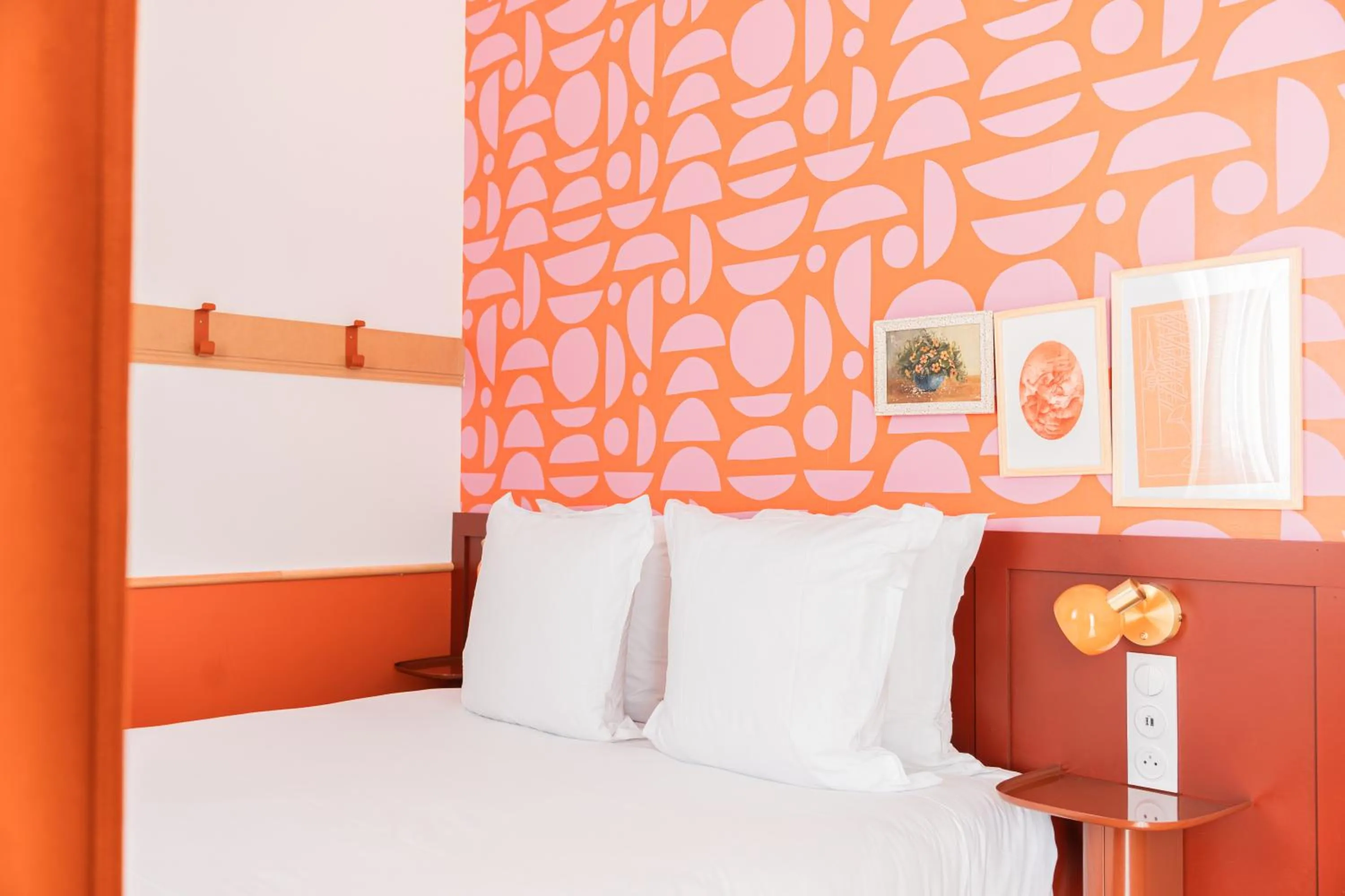 Bed in Grand Juste