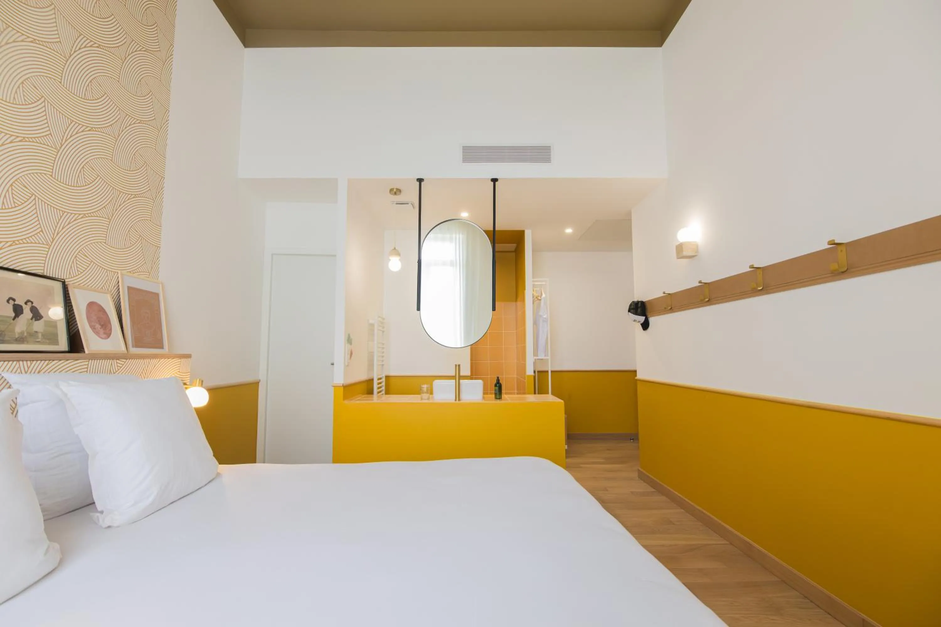 Bed in Grand Juste