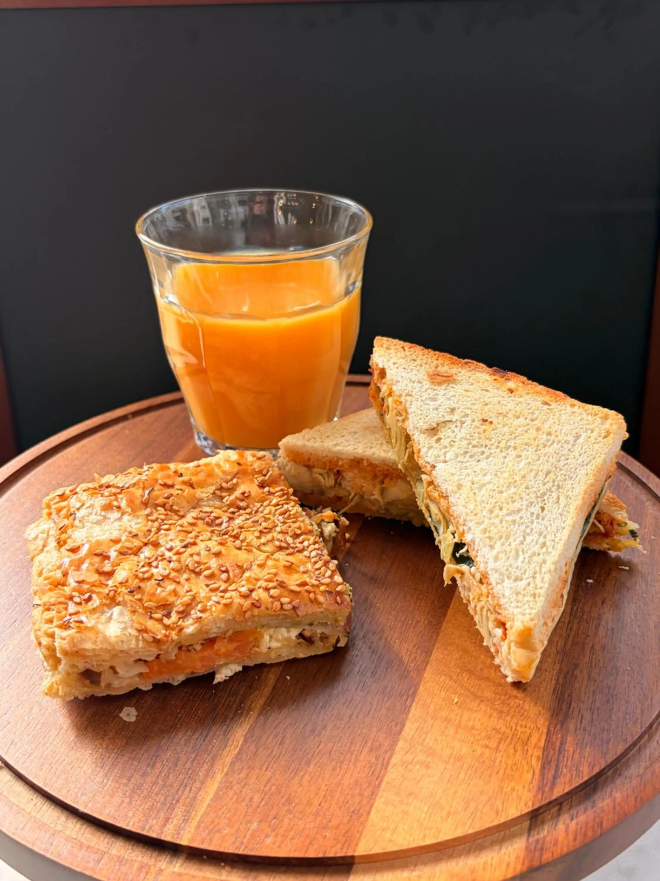 Breakfast in Grand Juste