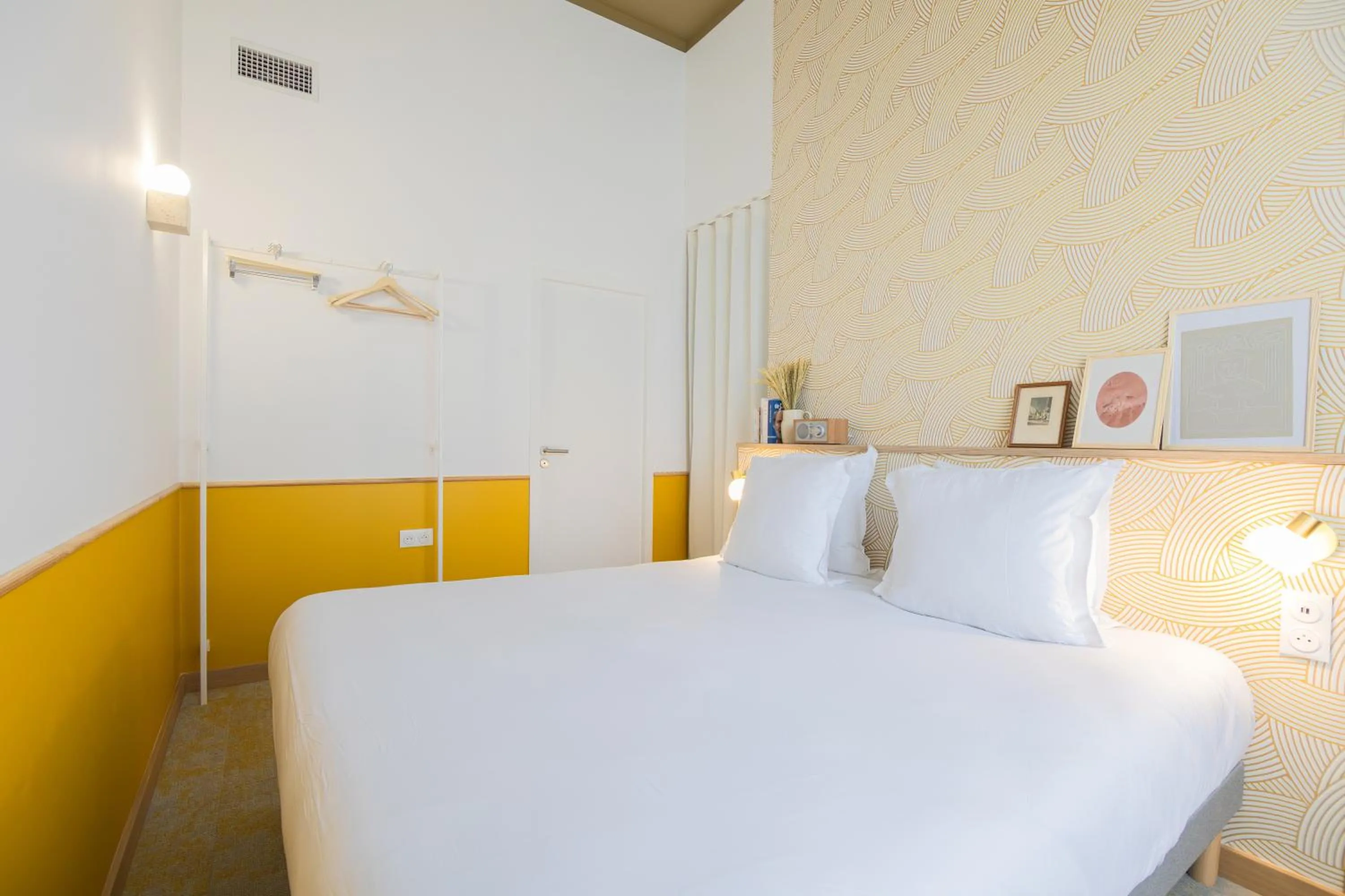 Bed in Grand Juste
