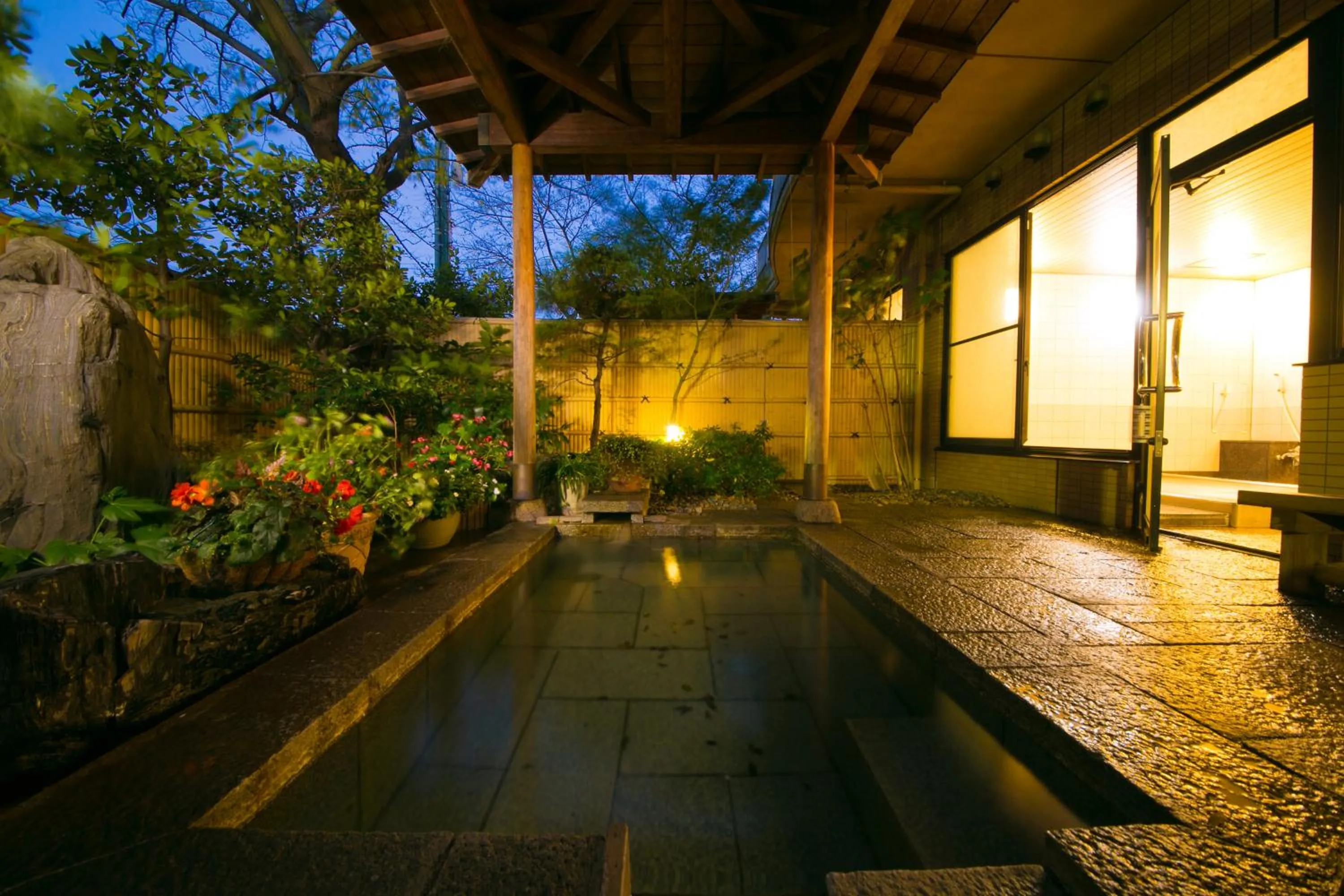 Open Air Bath in Matsukaze