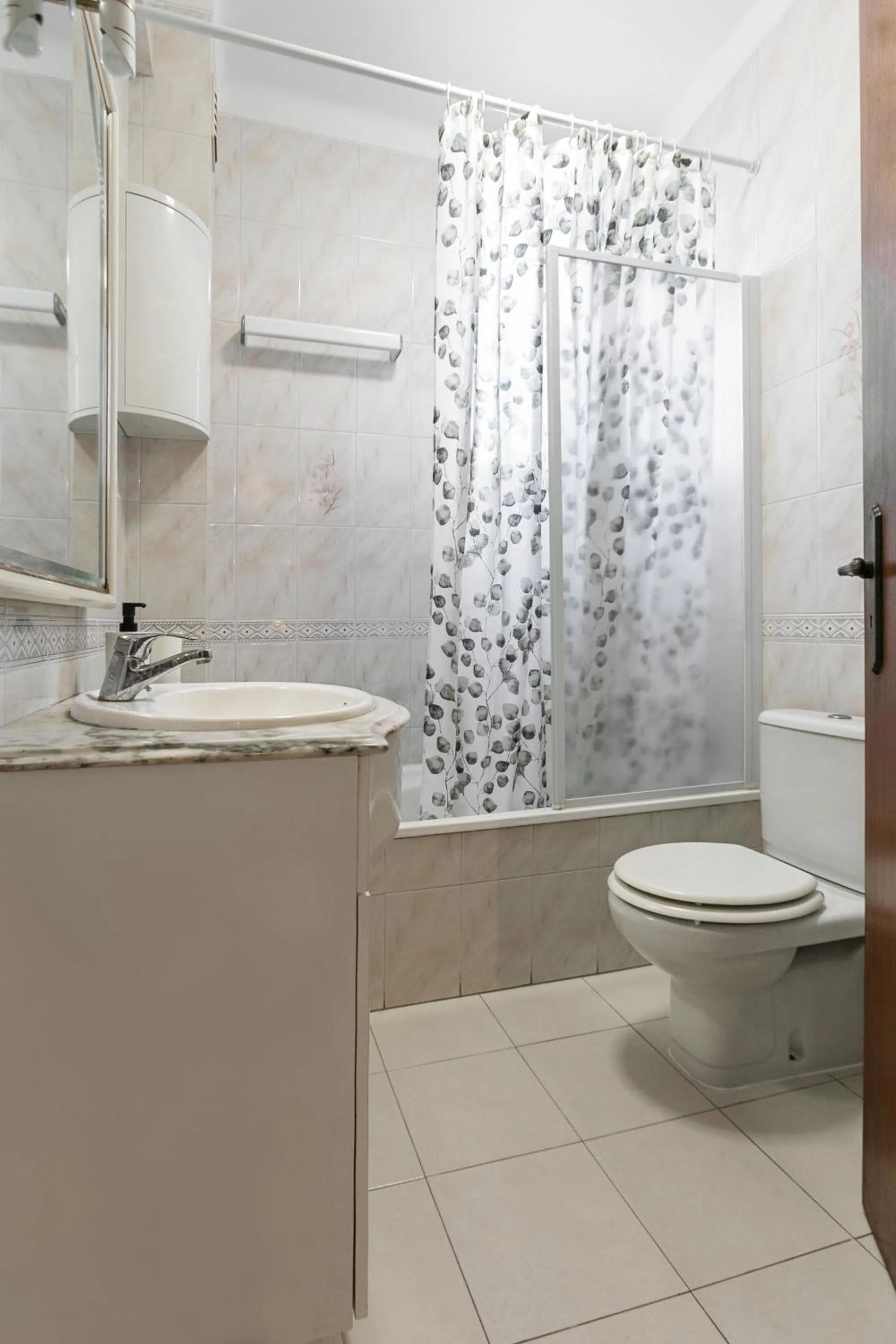 Toilet in Vila Florida
