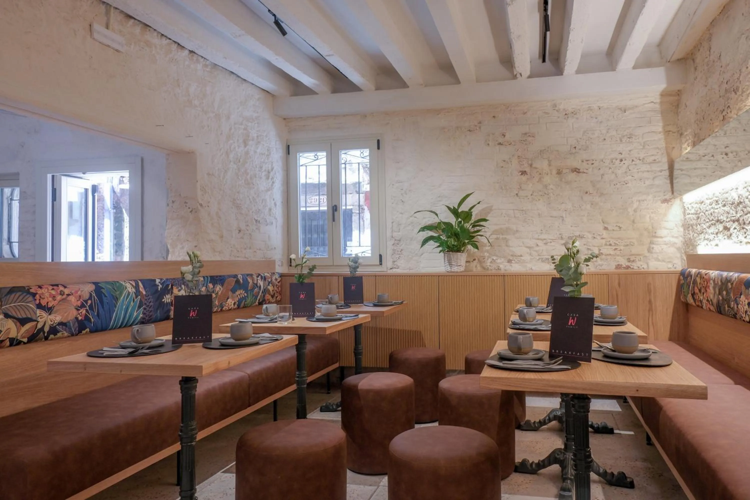 Breakfast in Hotel Casa W