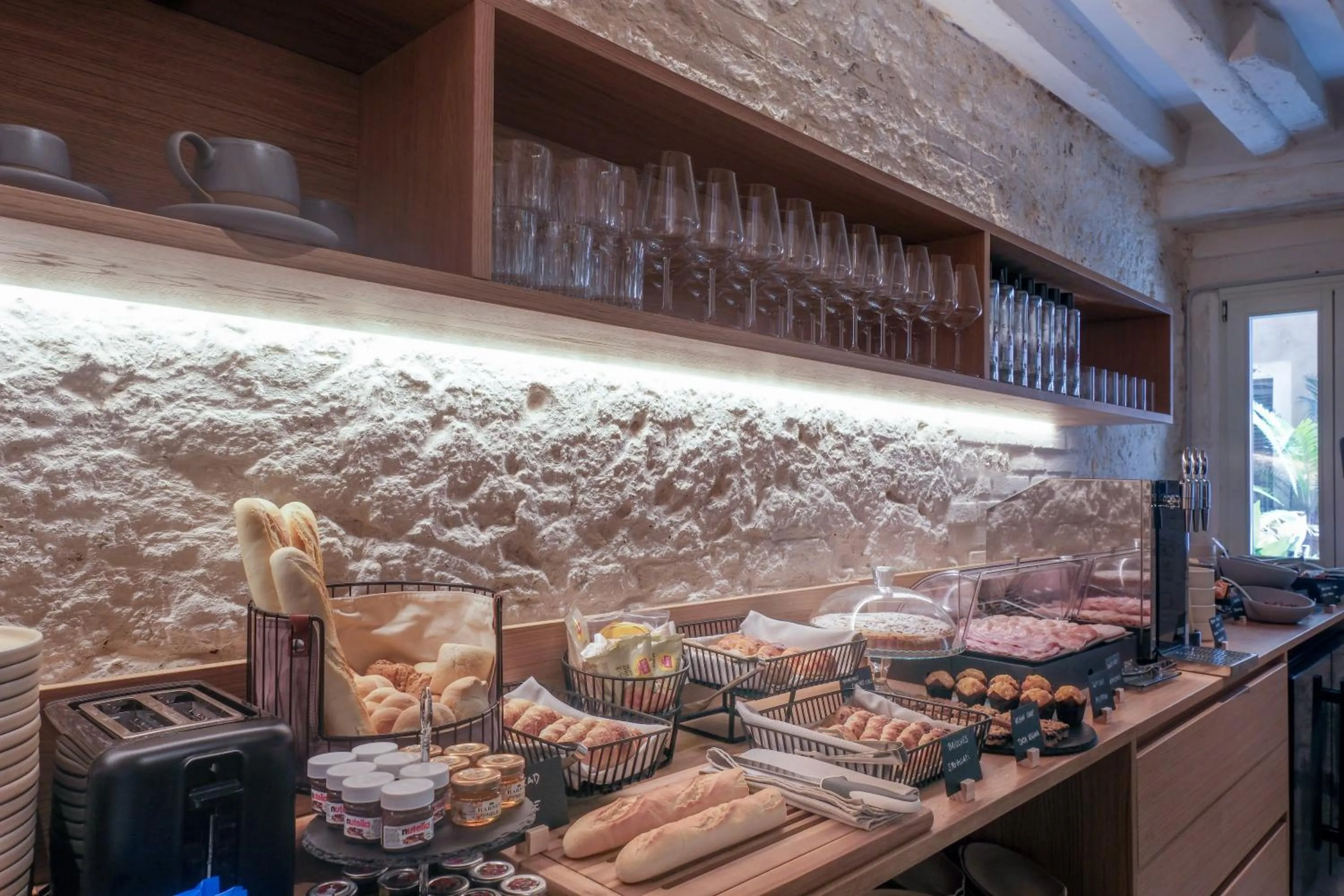 Breakfast in Hotel Casa W