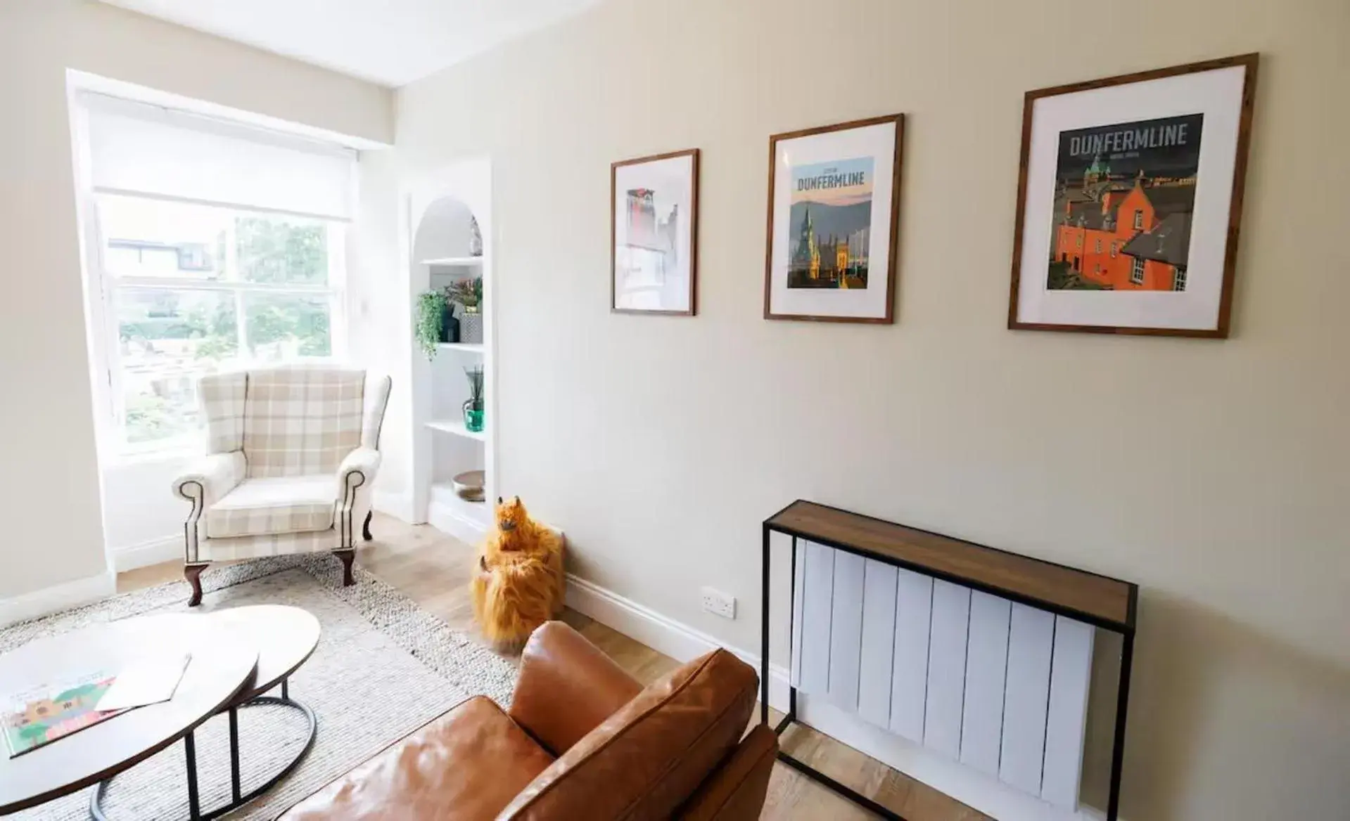 Stylish 2-Bed Apartment in the Heritage Quarter Stylish 2-Bed Apartment in the Heritage Quarter