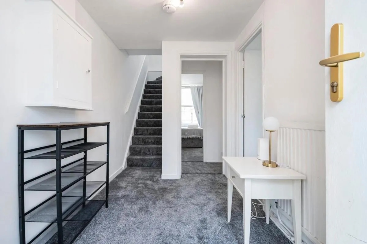 Spacious London stay - 3 Bedroom property