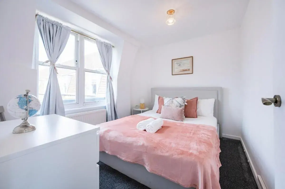 Spacious London stay - 3 Bedroom property Spacious London stay - 3 Bedroom property